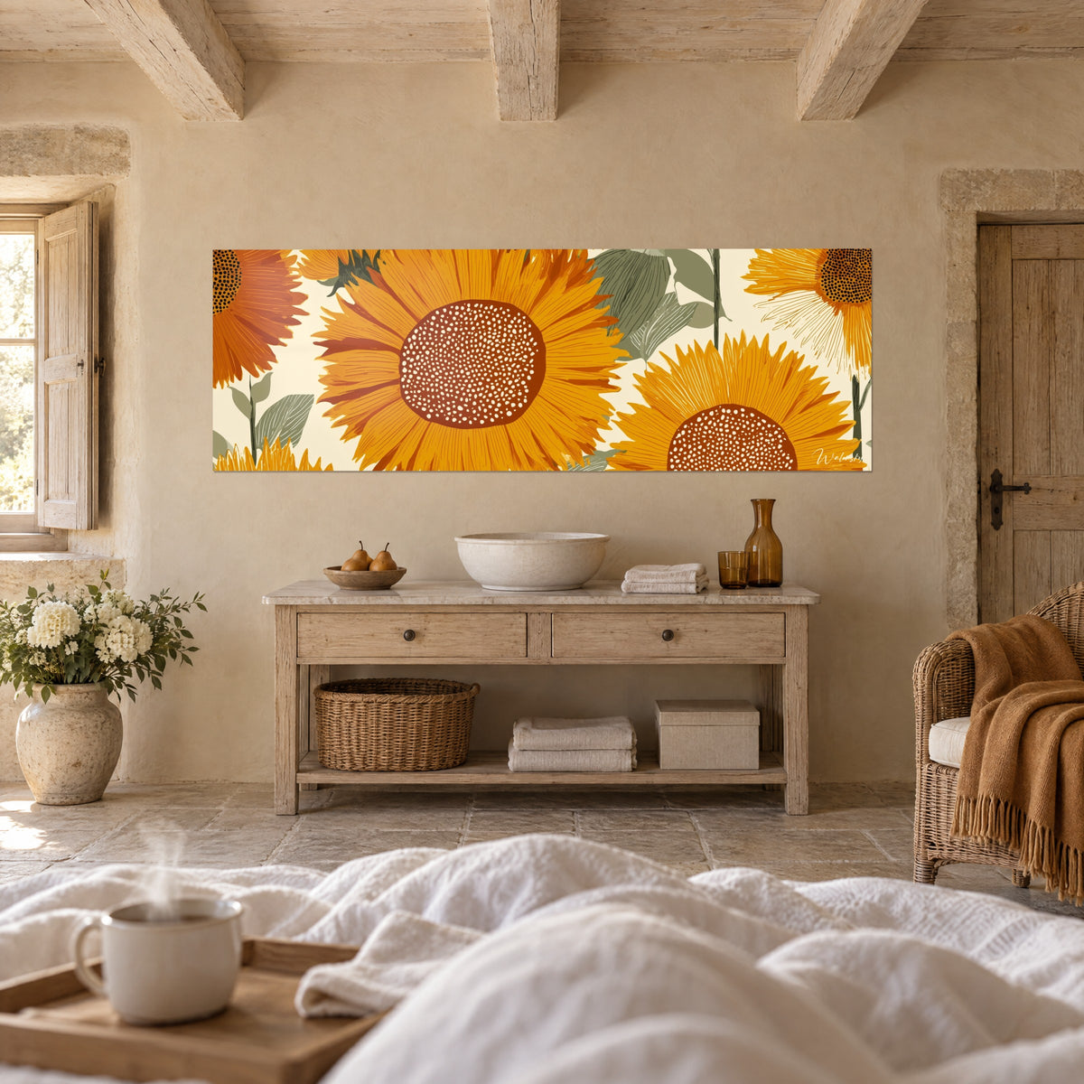 Schilderij gouden bloemhoofden met bruin gespikkelde schijven, olijfgroen gebladerte op ivoren achtergrond, boven een bed in een lichte slaapkamer