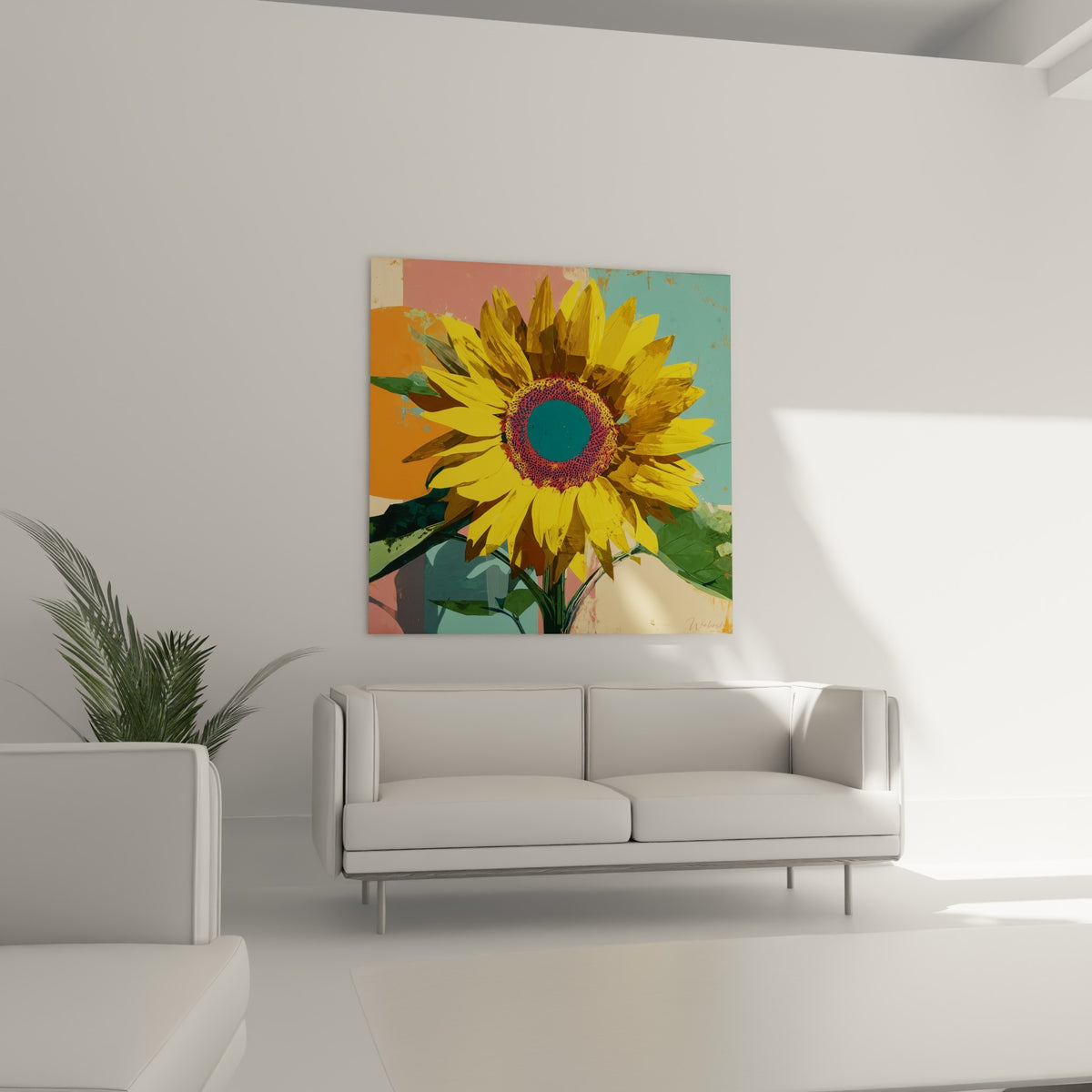 Pétales jaune moutarde et cœur turquoise du tournesol au-dessus d'un canapé dans un salon lumineux