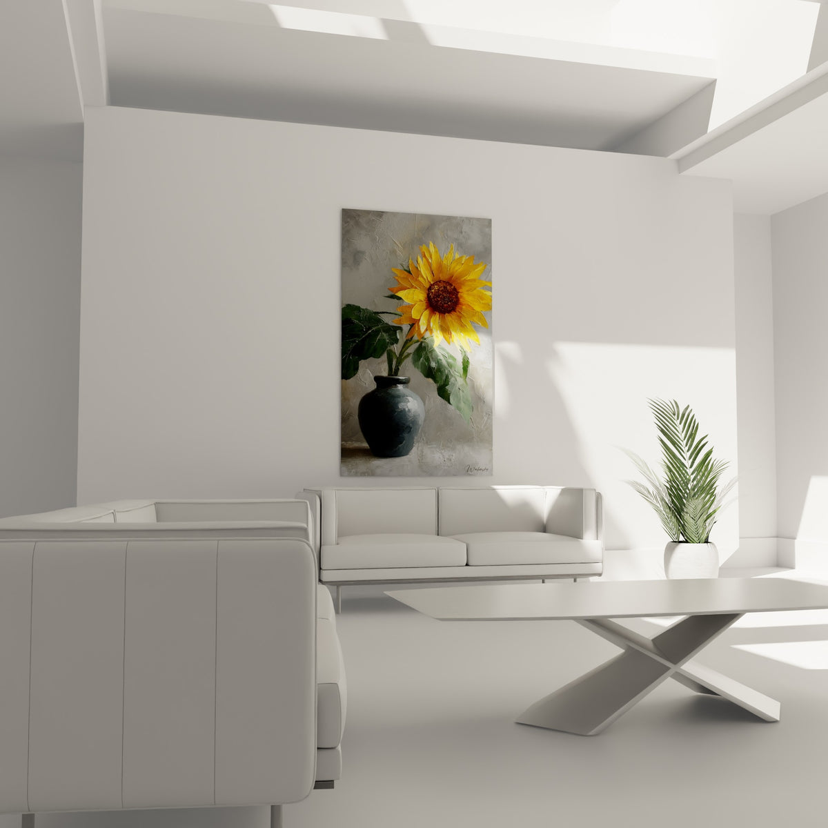 Fleur jaune texturée et vase anthracite installés au-dessus d'un canapé dans un salon lumineux