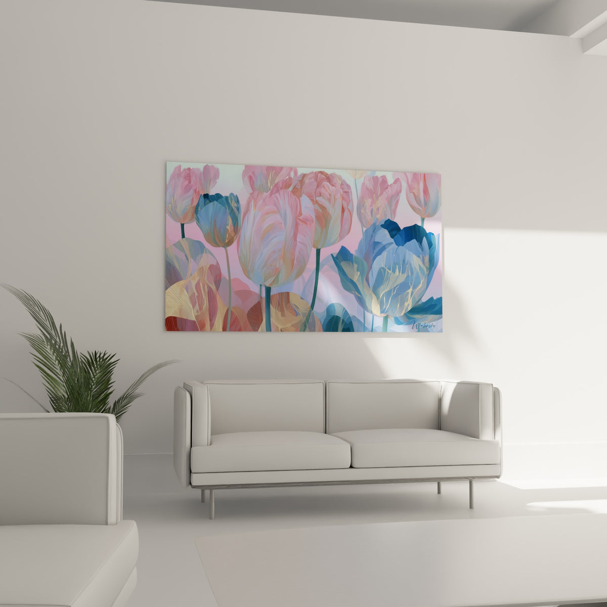 Fleurs de tulipe rose poudré et bleu profond illustrées finement, au-dessus d'un canapé dans un salon lumineux