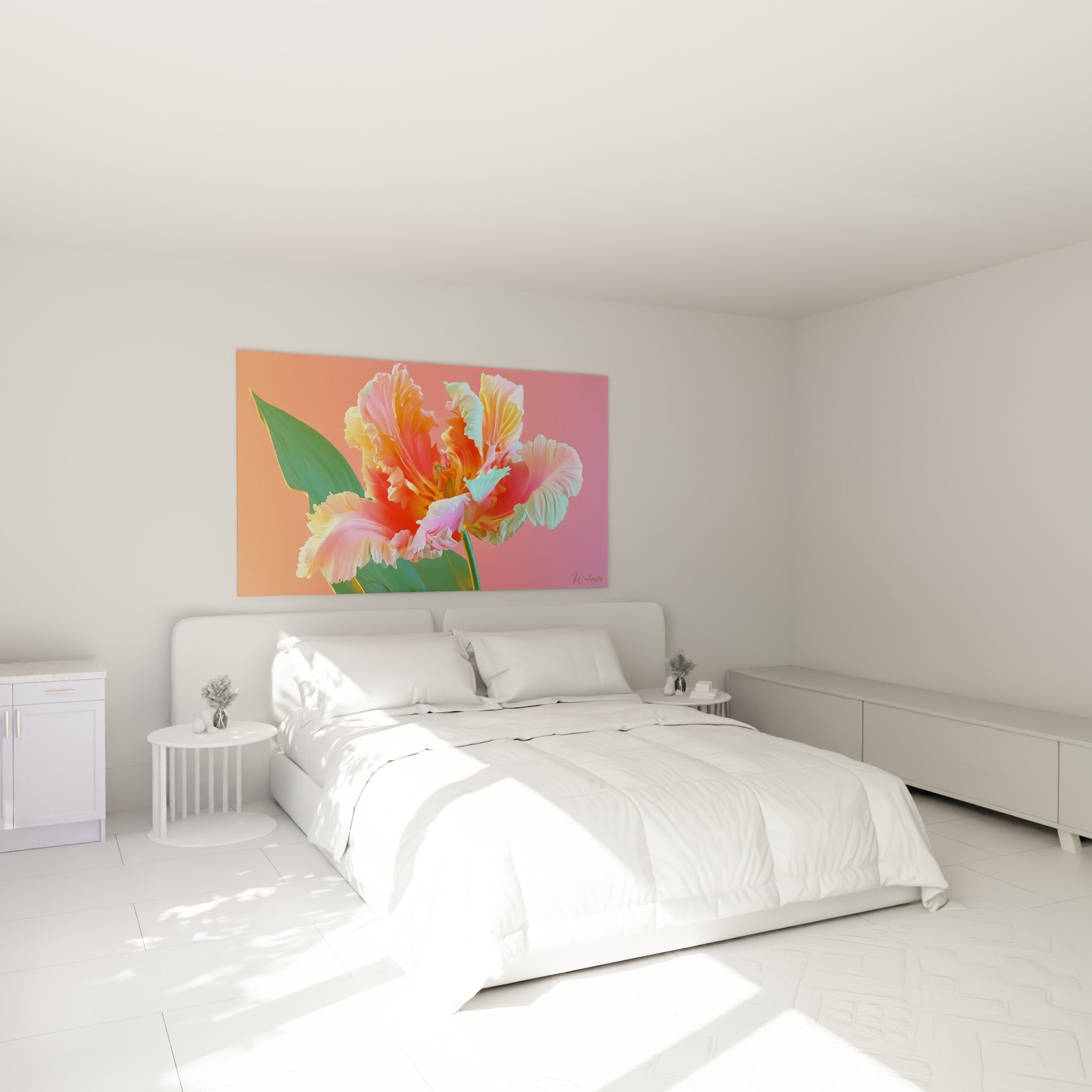 Fleur de tulipe corail et menthe aux pétales frangés, accrochée au-dessus d'un lit dans une chambre claire
