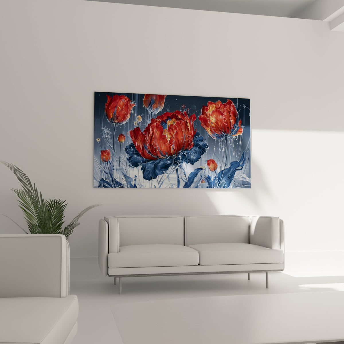 Fleurs écarlates et feuillage anthracite composent ce tableau tulipe, suspendu au-dessus d'un canapé dans un salon lumineux