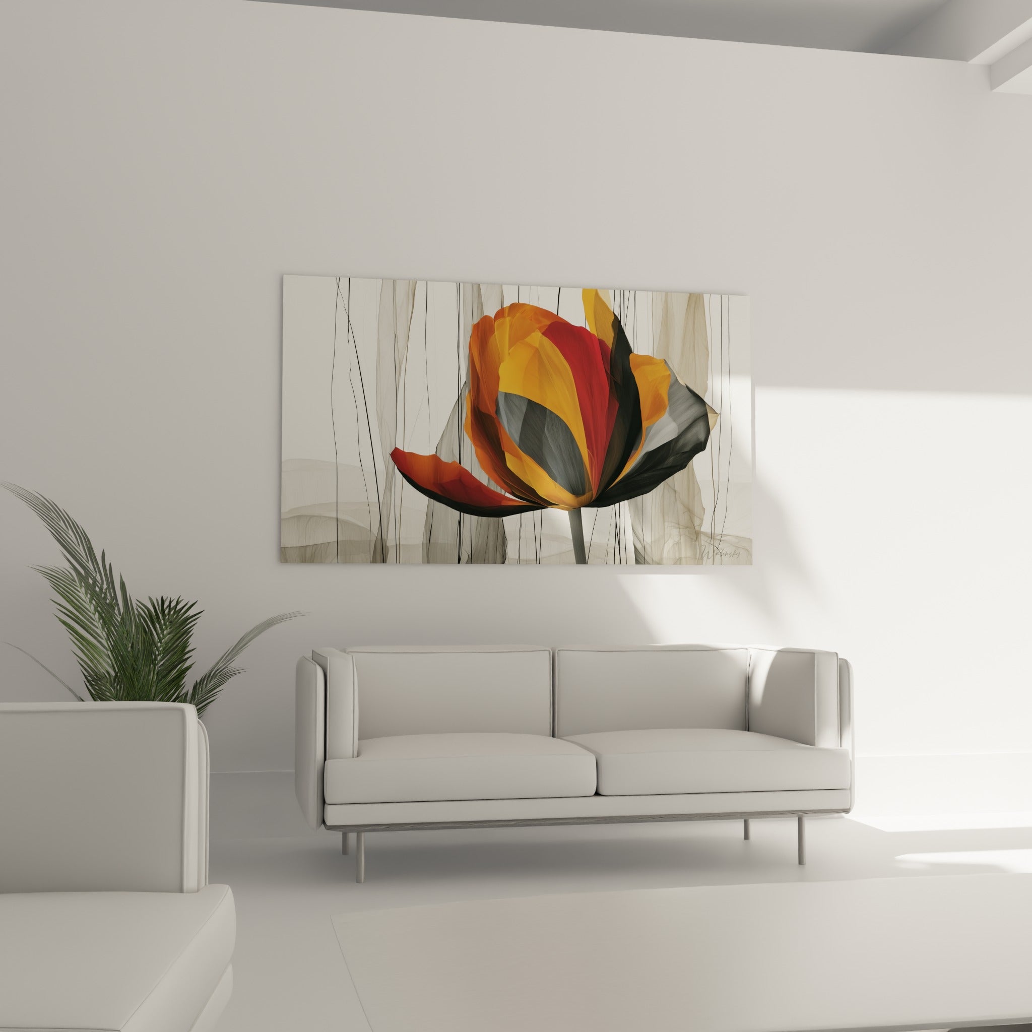 Fleur rouge et dorée aux formes cristallines domine un mur au-dessus d'un canapé dans un salon lumineux
