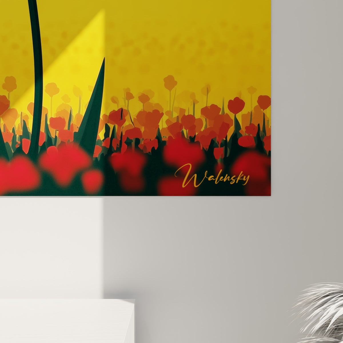 Empâtements graphiques rouge et jaune, veines fines des pétales et coulures orangées visibles de près sur la toile