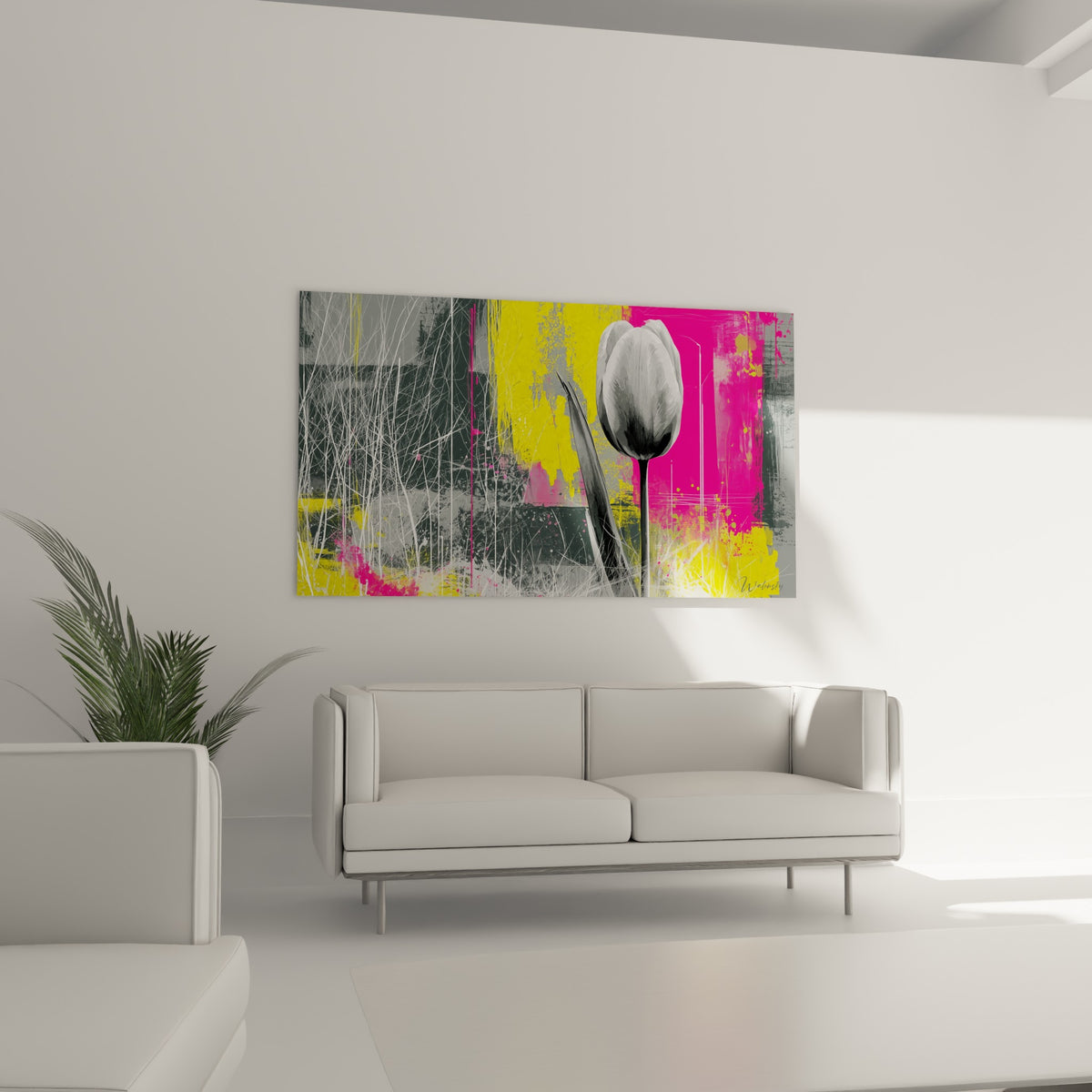 Bouton floral anthracite contrastant avec fond jaune et rose, suspendu au-dessus d'un canapé dans un salon lumineux