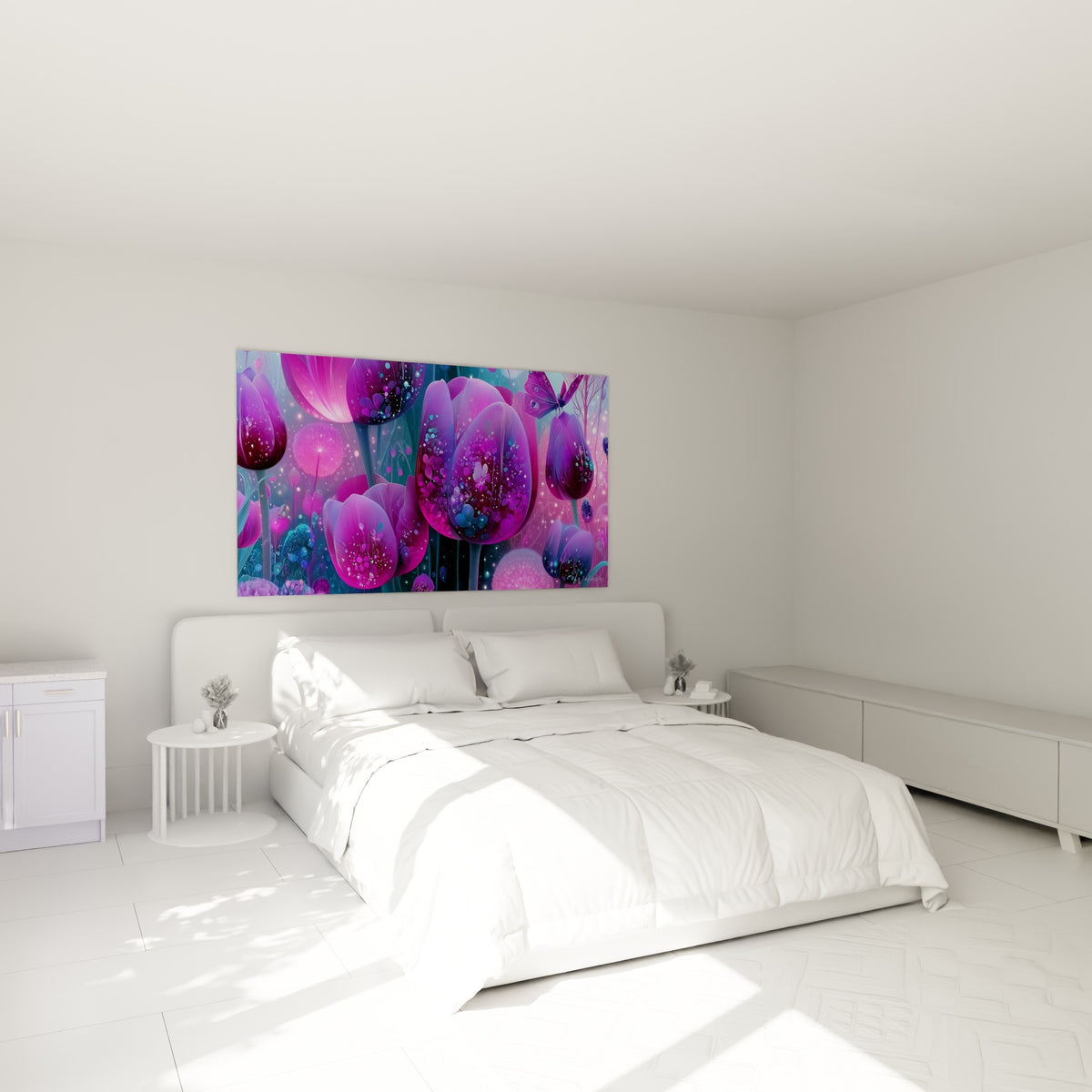 Tulipe violette et fuchsia scintillante au-dessus d'un lit dans une chambre claire