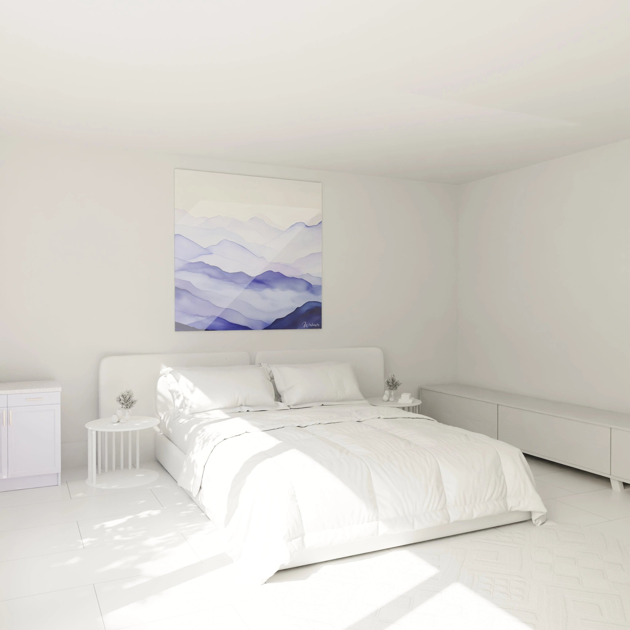 Un tableau mer minimaliste montrant une succession de lignes ondulantes en teintes de bleu marine et violet pâle, créant une perspective brumeuse avec des superpositions translucides et un horizon lumineux sur fond blanc crémeux.
