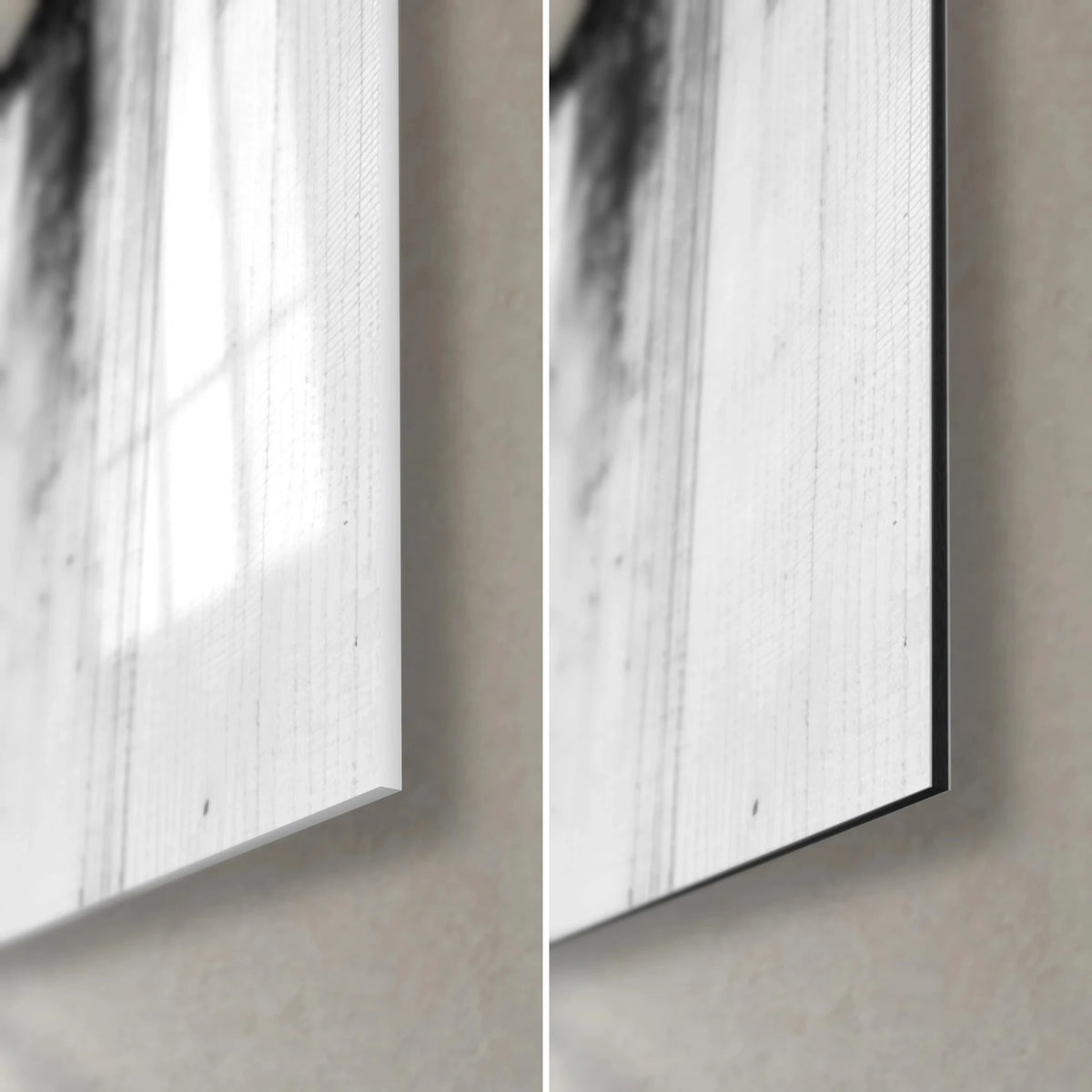 Tableau ville abstraite en encre noire, coin bas droit : verre brillant à gauche, alu Dibond mat à droite, tranche de 3 mm
