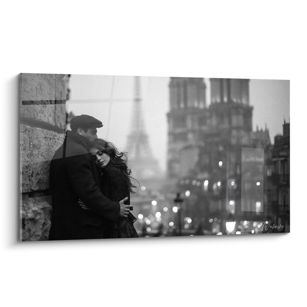 Tableau Couple parisien enlacé sous la tour Eiffel - Étreinte parisienne - Edition Vintage