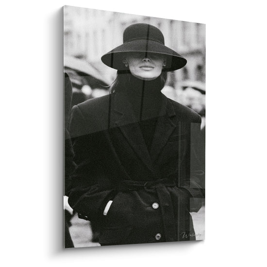 Tableau Femme élégante chapeau noir et blanc - Mystère parisien - Edition Vintage