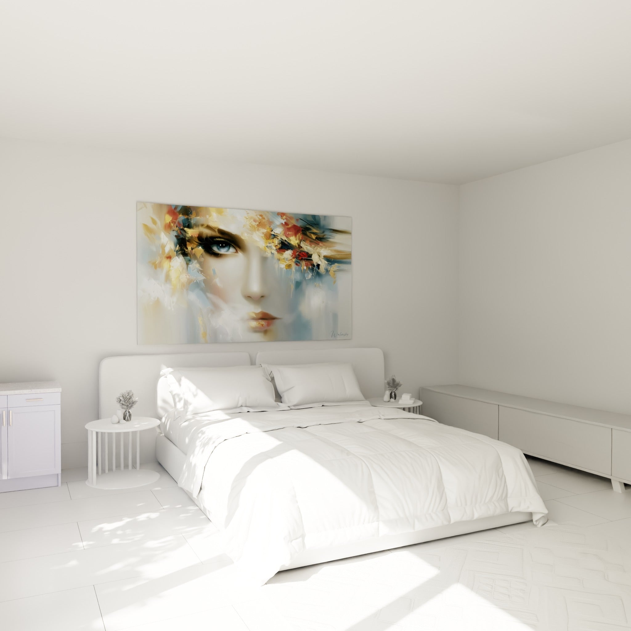Portrait doré et bleu marine aux traits estompés, accroché au-dessus d'un lit dans une chambre claire