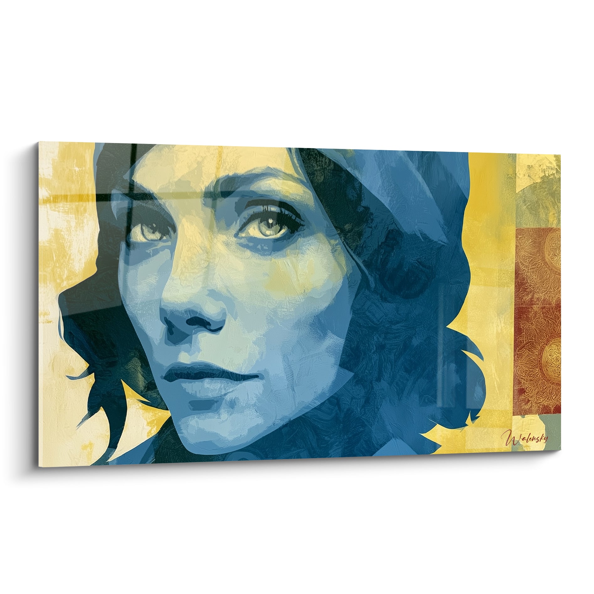 Visage abstrait féminin en bleu marine et jaune doré, regard intense, traitement pictural graphique