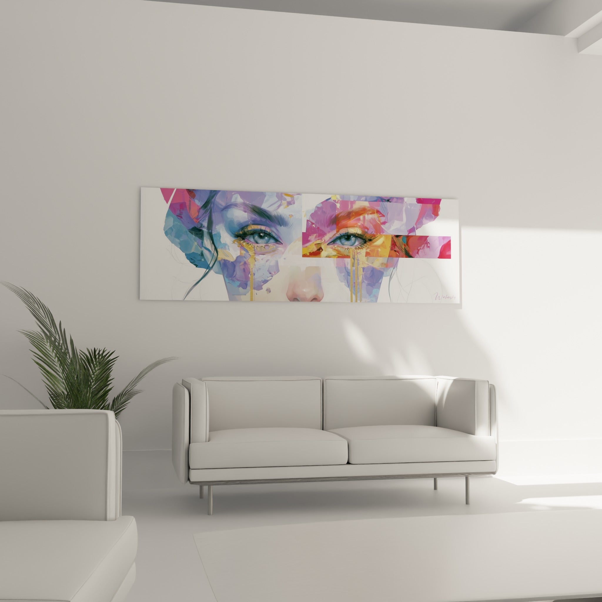 Visage divisé en blocs de rose et bleu pastel, coulures dorées sous les yeux, au-dessus d'un canapé dans un salon lumineux