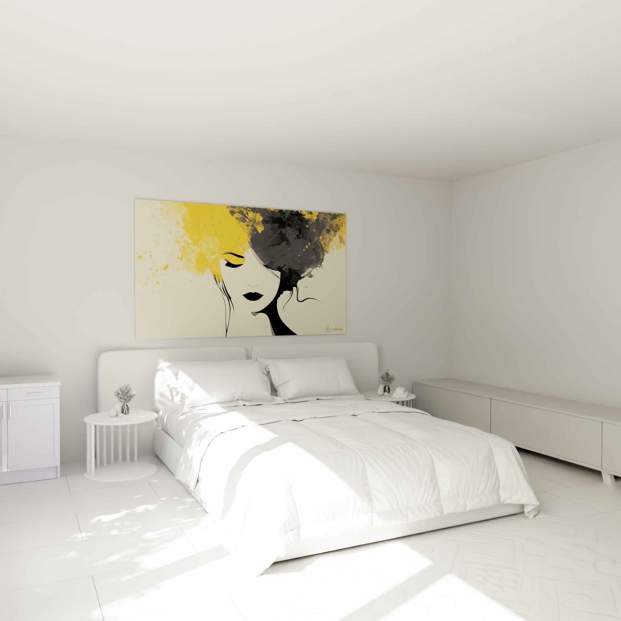 Portrait au jaune moutarde et noir profond, chevelure éclatée, accroché au-dessus d'un lit dans une chambre claire