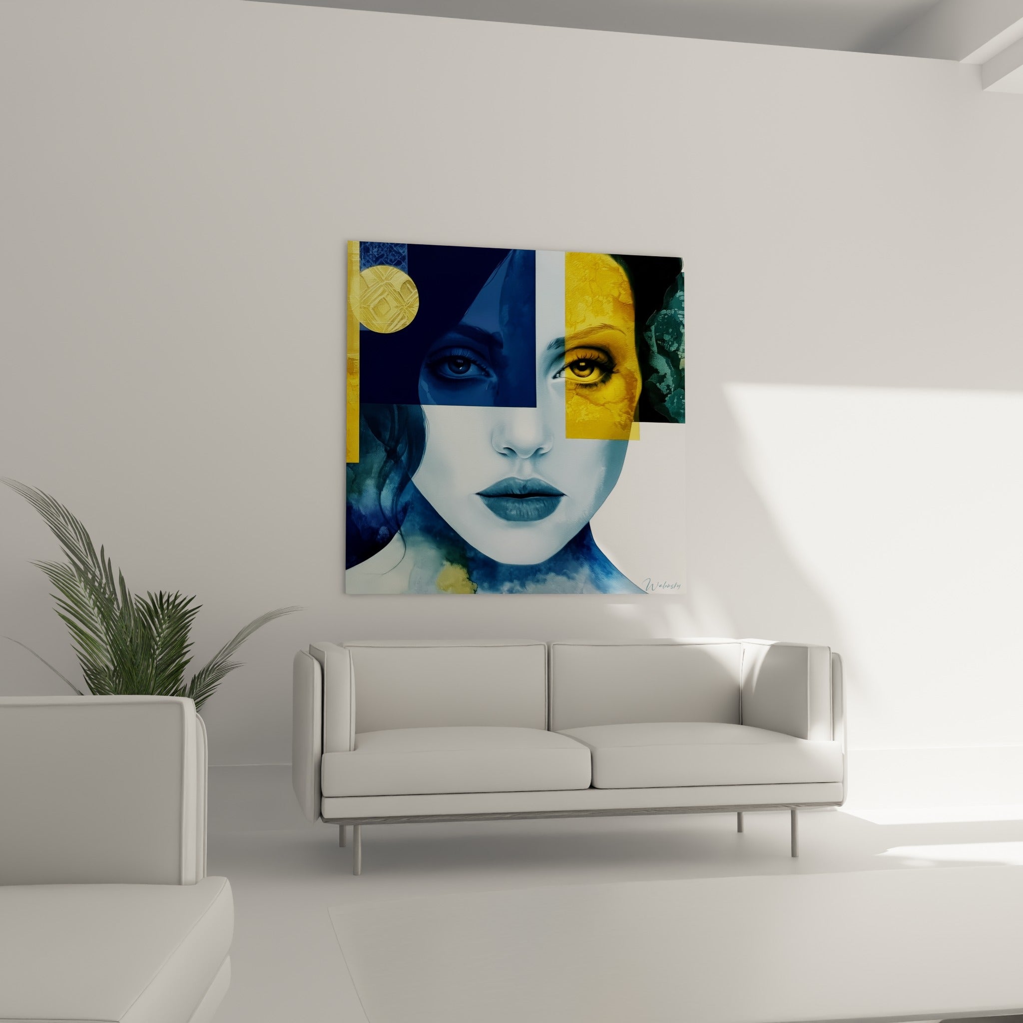 Portrait fragmenté bleu et doré du Visage abstrait, au-dessus d'un canapé dans un salon lumineux