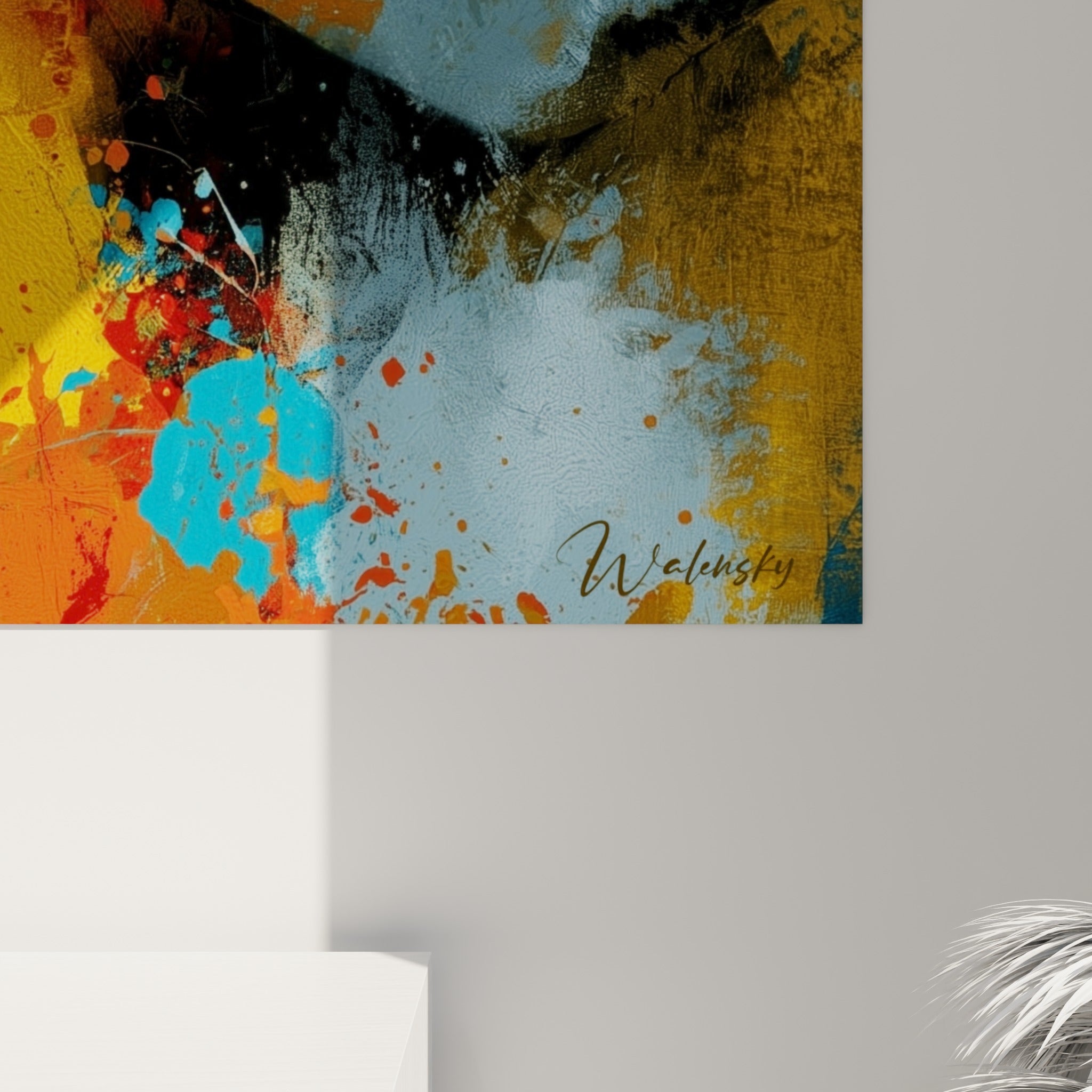 Détail des coulures bleu vif et rouge sombre sur la toile, matière granuleuse et empâtements visibles