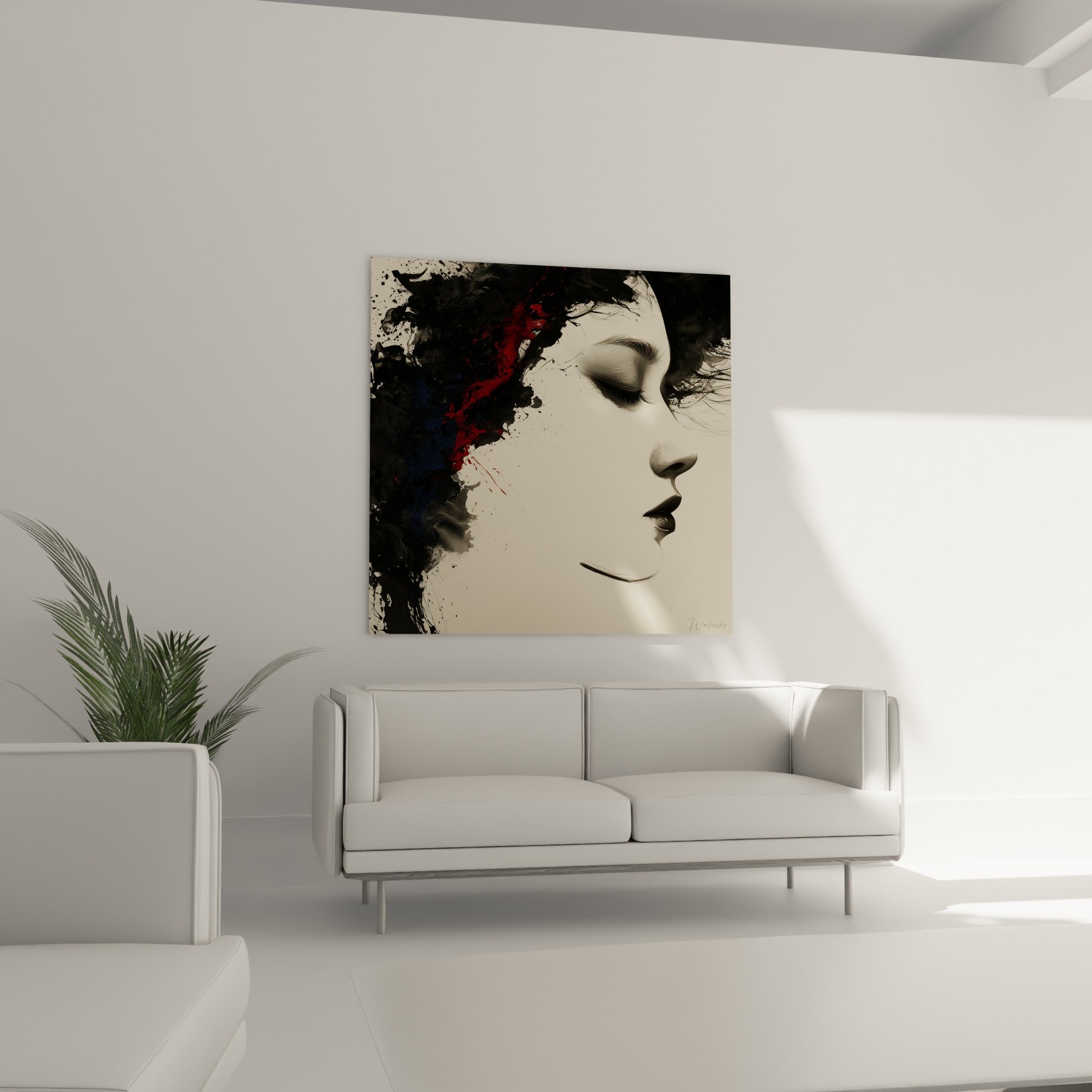 Profil serein éclaboussé d'encre bleu marine et rouge, placé au-dessus d'un canapé dans un salon lumineux
