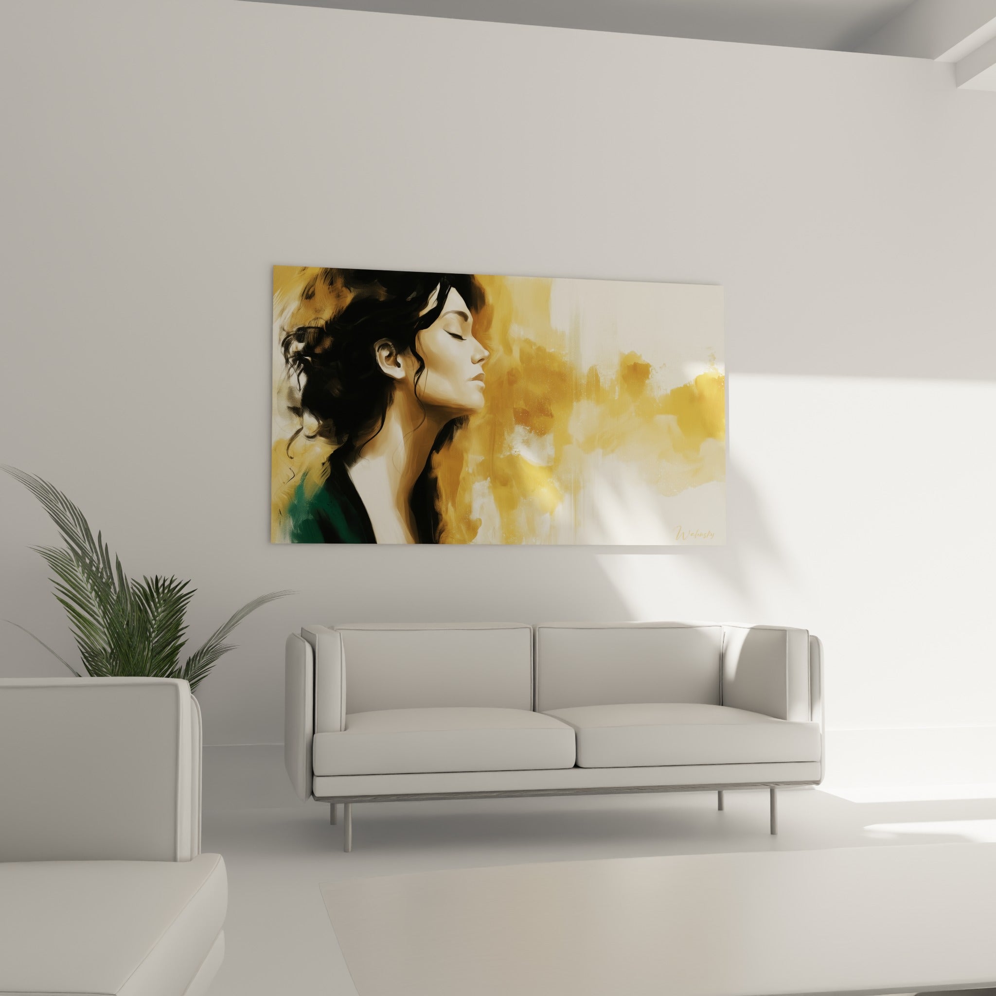 Portrait doré aux yeux fermés dans ce tableau visage abstrait, au-dessus d'un canapé dans un salon lumineux