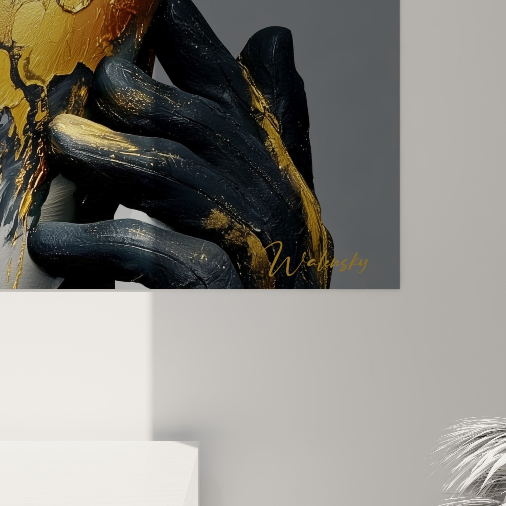 Empâtements dorés et noirs se mêlant sur la toile, coulures blanches et grain visible près du turban