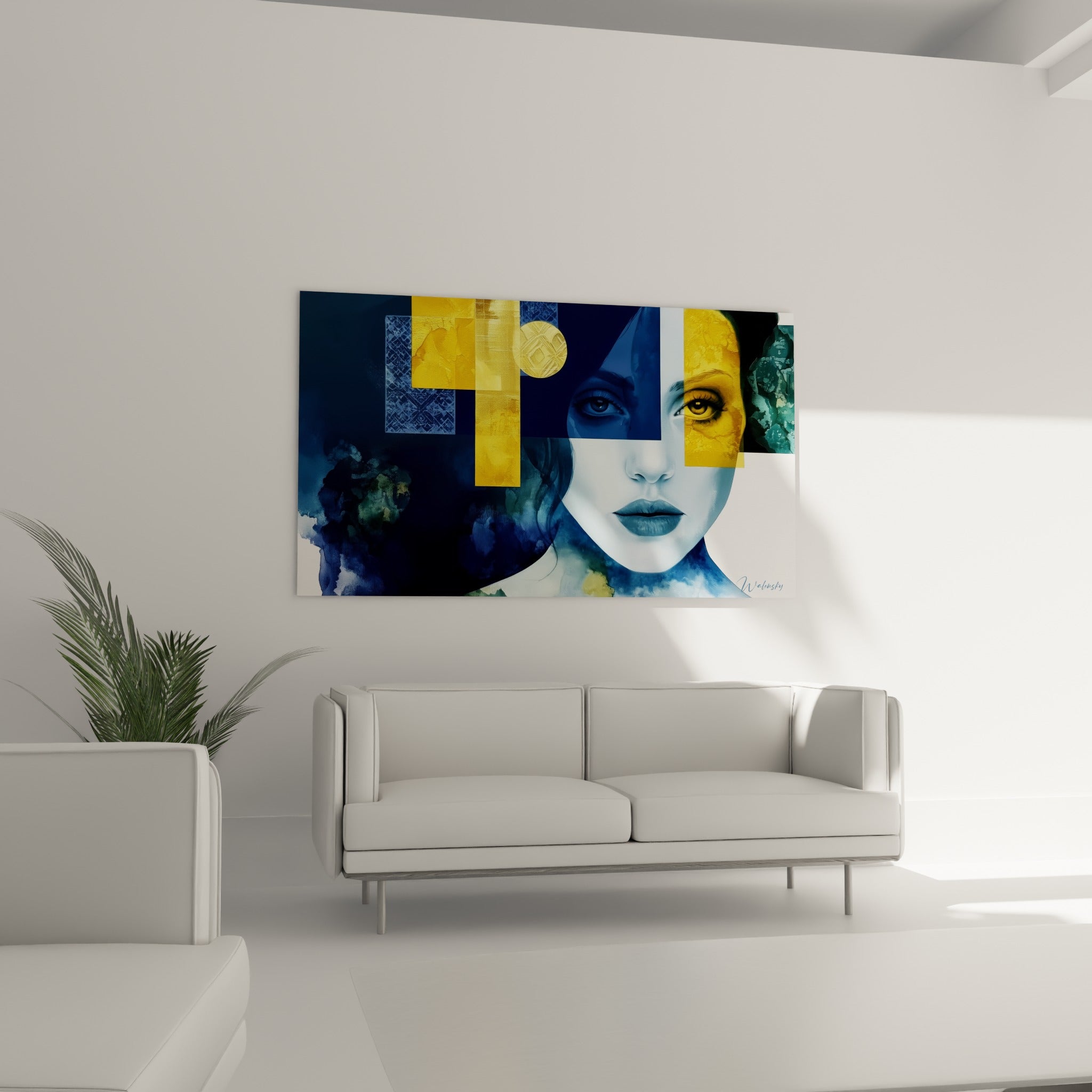 Femme stylisée en bleu marine et doré, motifs ethniques, au-dessus d'un canapé dans un salon lumineux