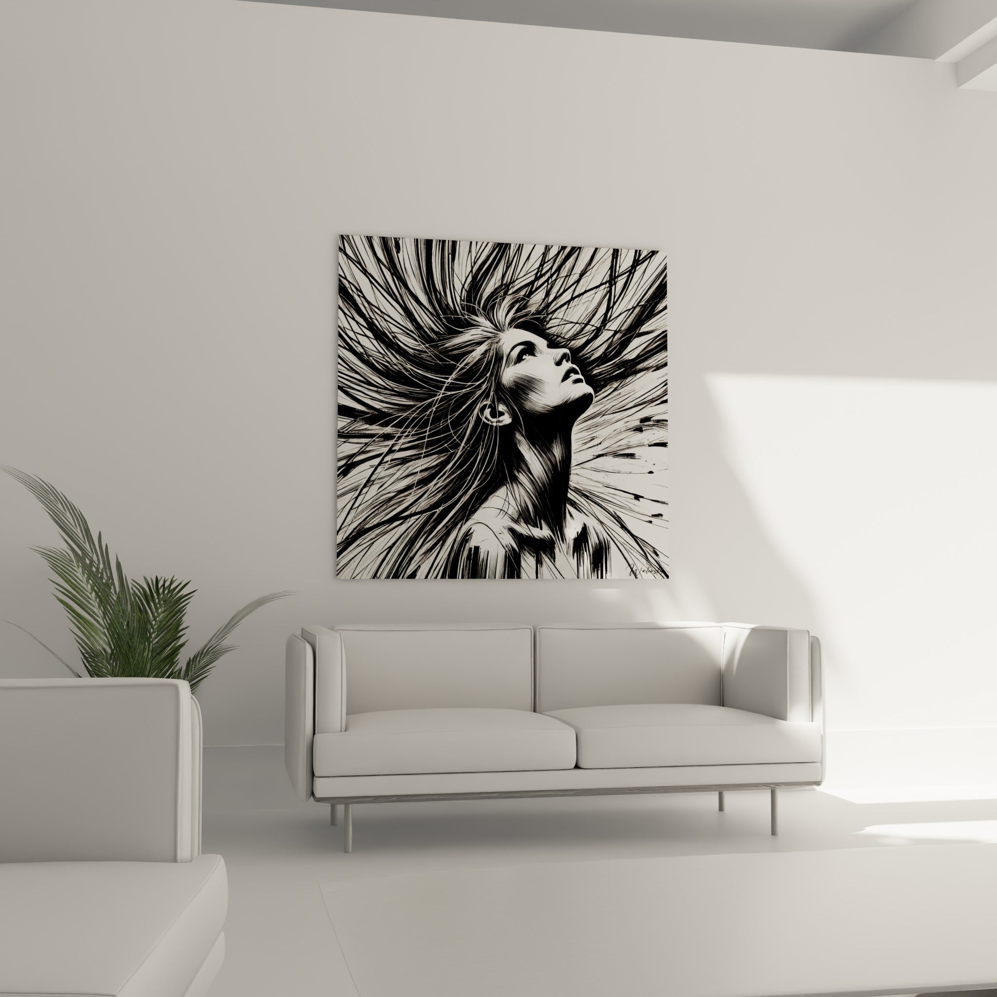Femme au visage abstrait, cheveux noirs en éventail sur blanc, au-dessus d'un canapé dans un salon lumineux