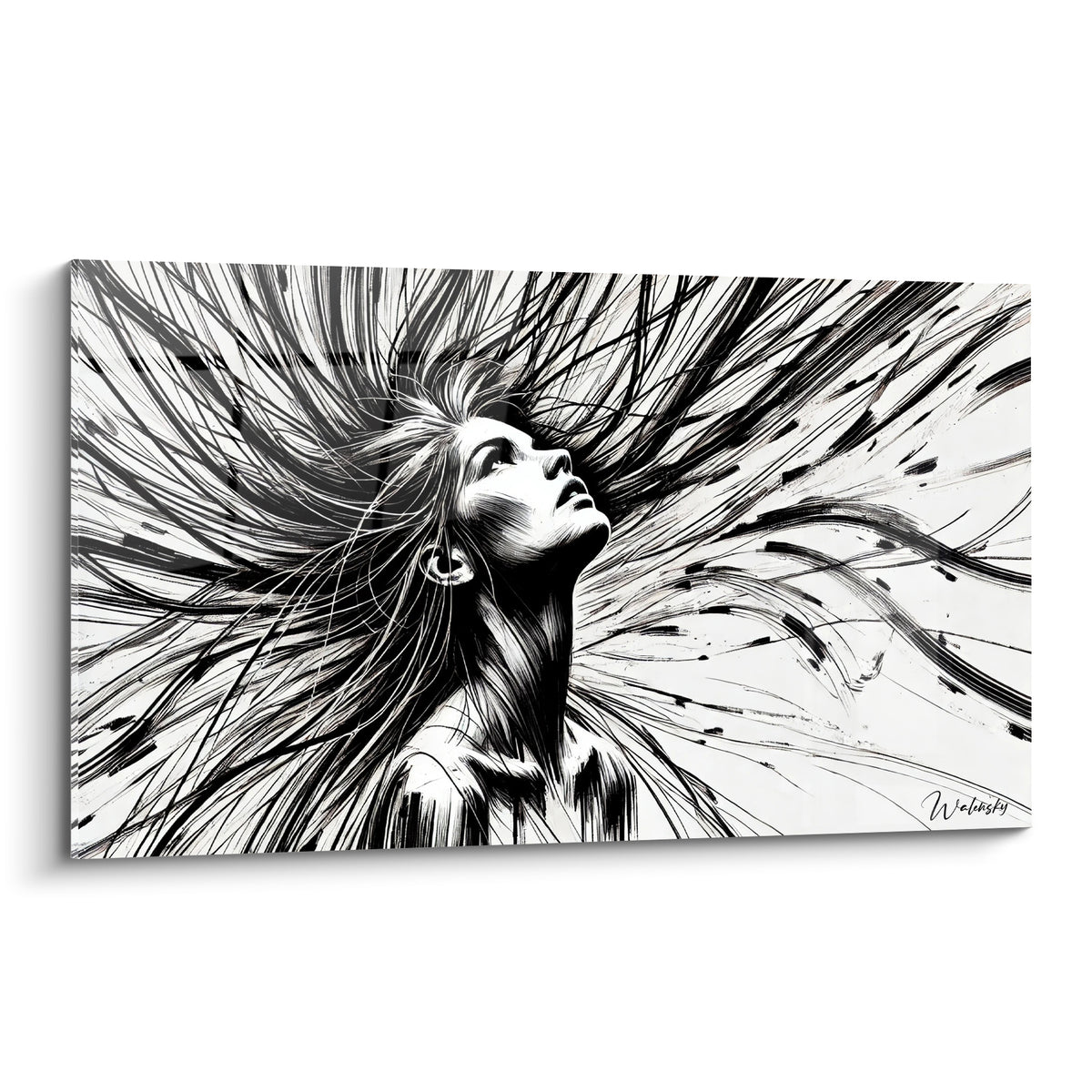 Visage abstrait noir et blanc aux cheveux dispersés en larges traits d'encre sur fond clair