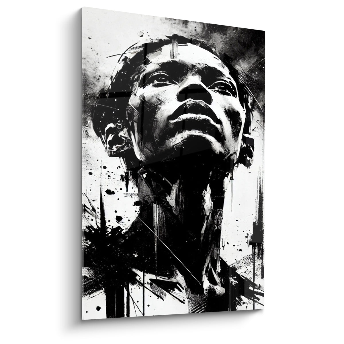 Visage abstrait noir et blanc, tête renversée, traits sculptés en blanc cassé et anthracite éclaboussé