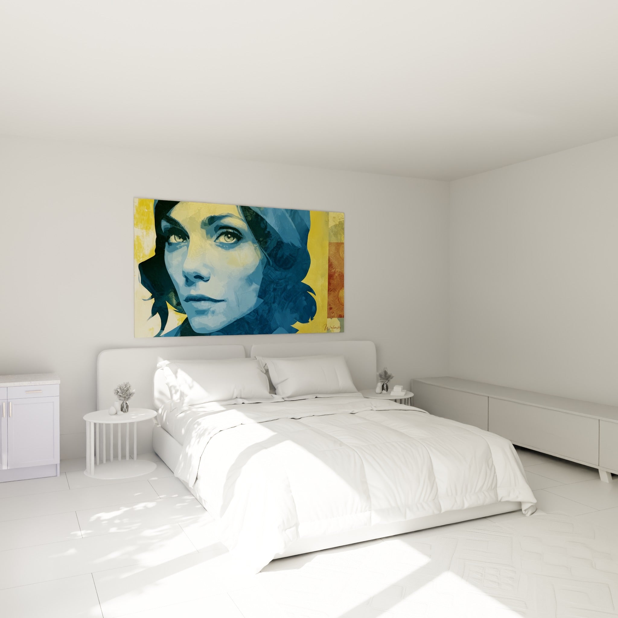 Portrait bleu et ocre au regard captivant, visage abstrait accroché au-dessus d'un lit dans une chambre claire