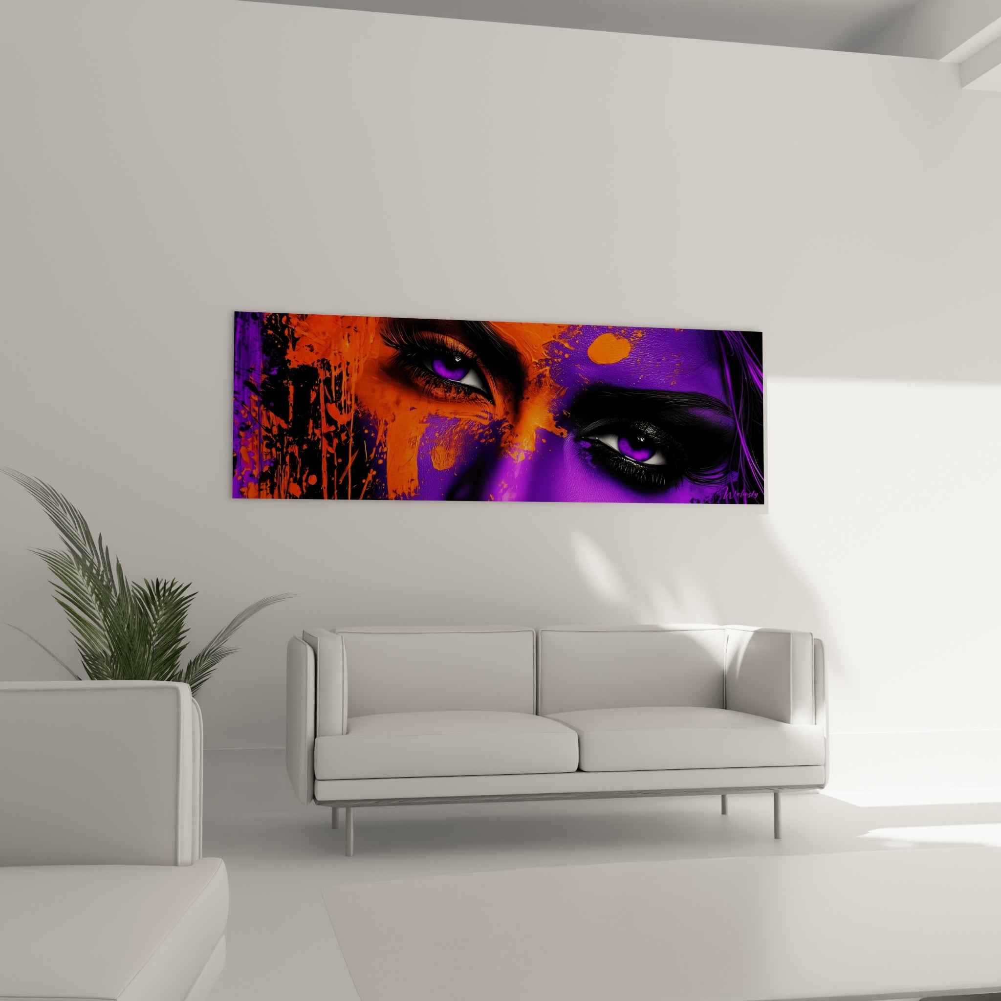 Regard violet intense du Visage abstrait, coulures orange, au-dessus d'un canapé dans un salon lumineux.