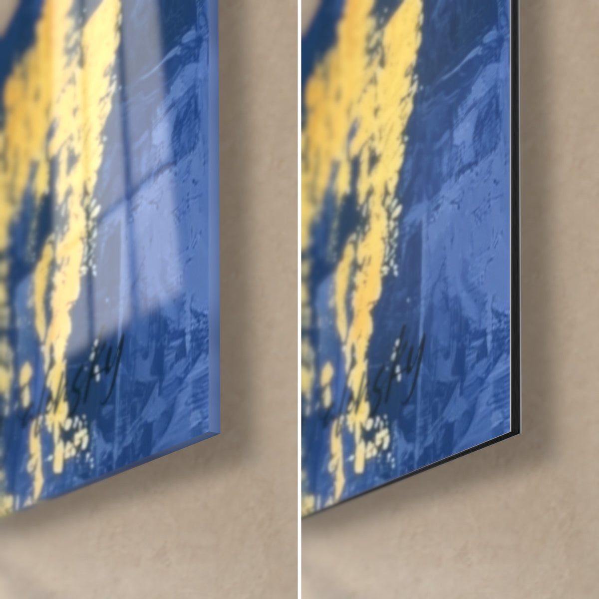 Schilderij portret van een vrouw in profiel, rechtsonder: gouden glinsteringen op blauw, glanzend acrylglas links, mat Dibond rechts