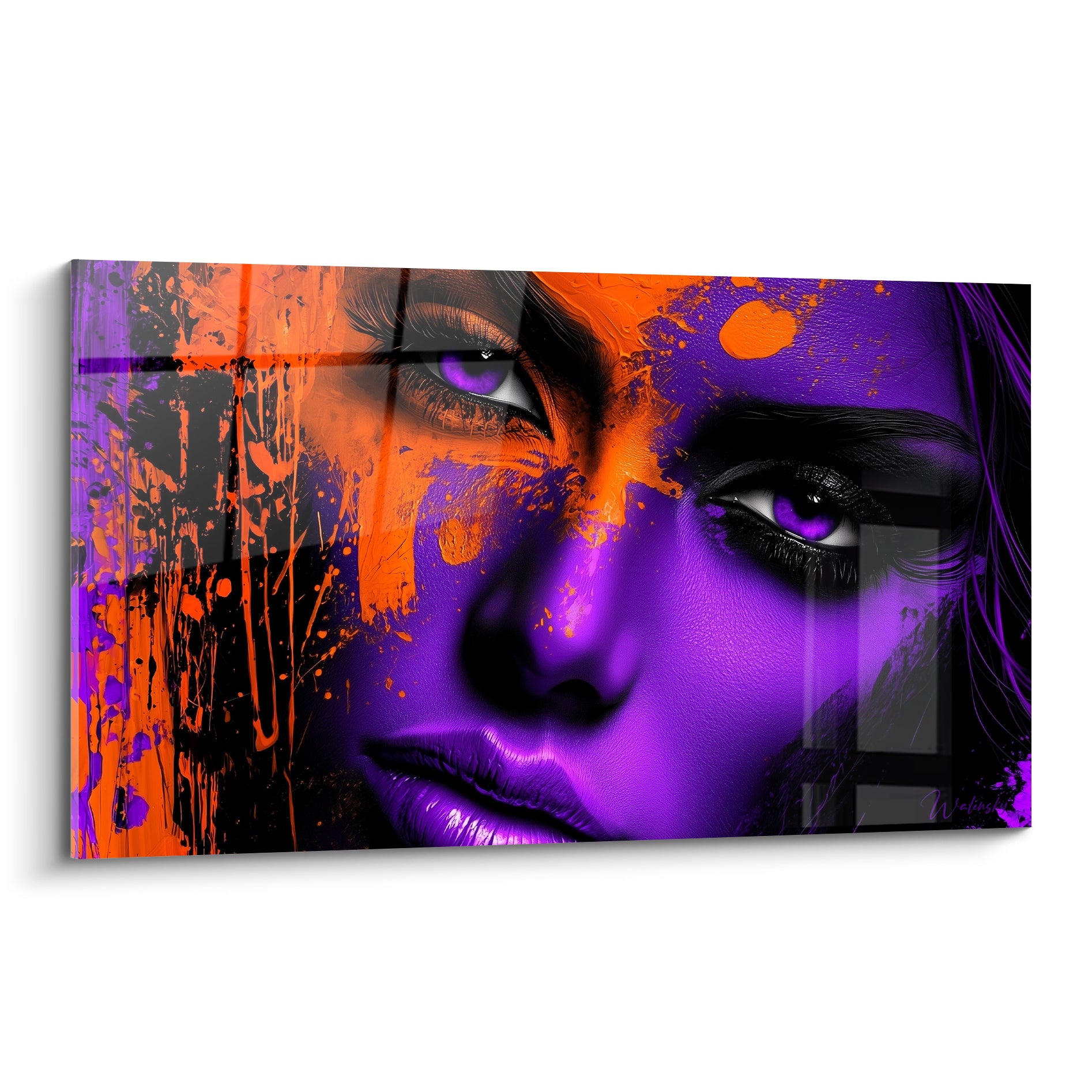 Visage abstrait aux teintes violet profond et orange vif, regard perçant fendant la toile