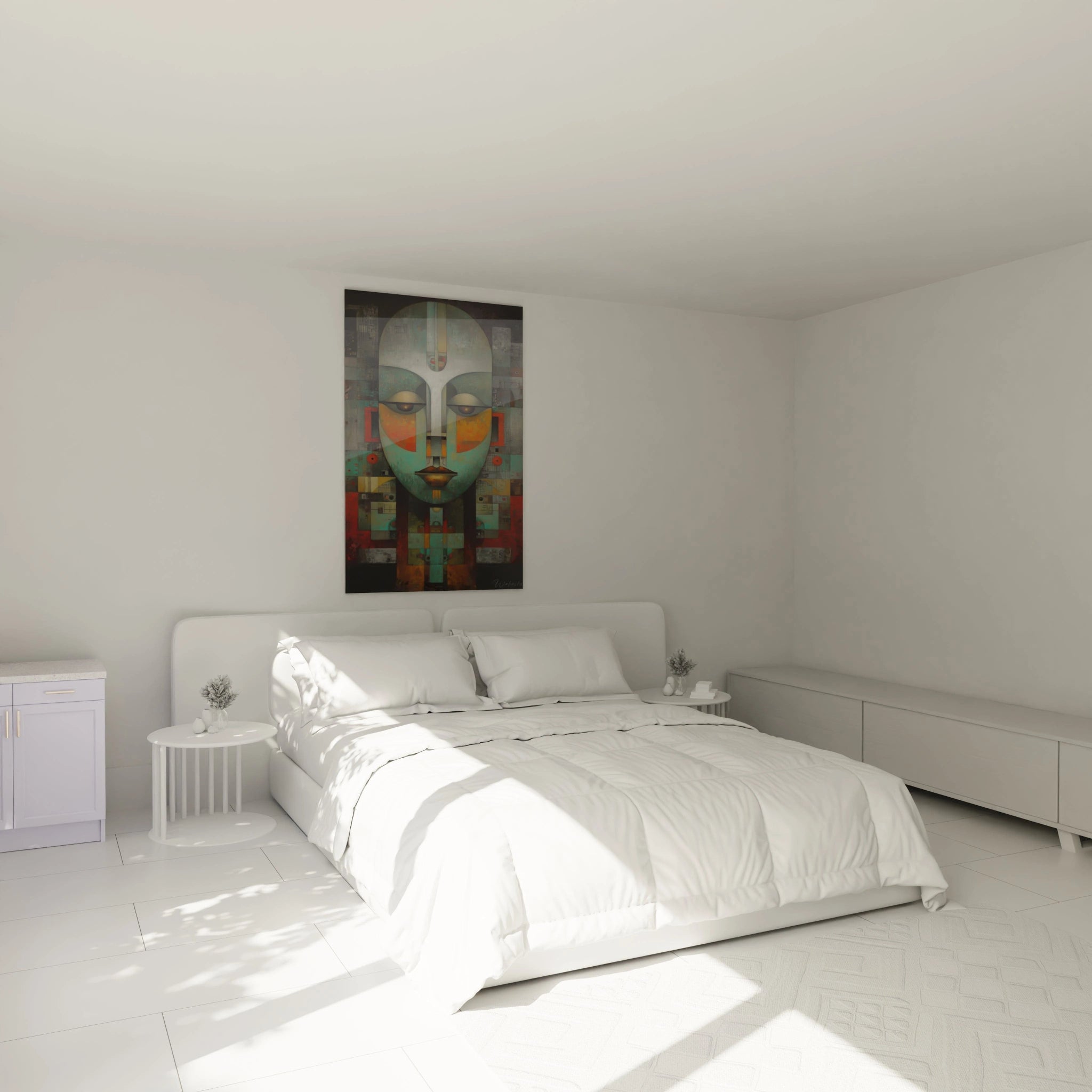 Tableau masque africain moderne de Walensky exposé dans une chambre lumineuse avec un lit blanc