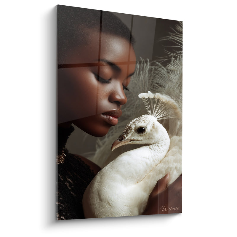 Tableau Femme brune et paon blanc - Tendresse silencieuse - Edition Visage noir et blanc