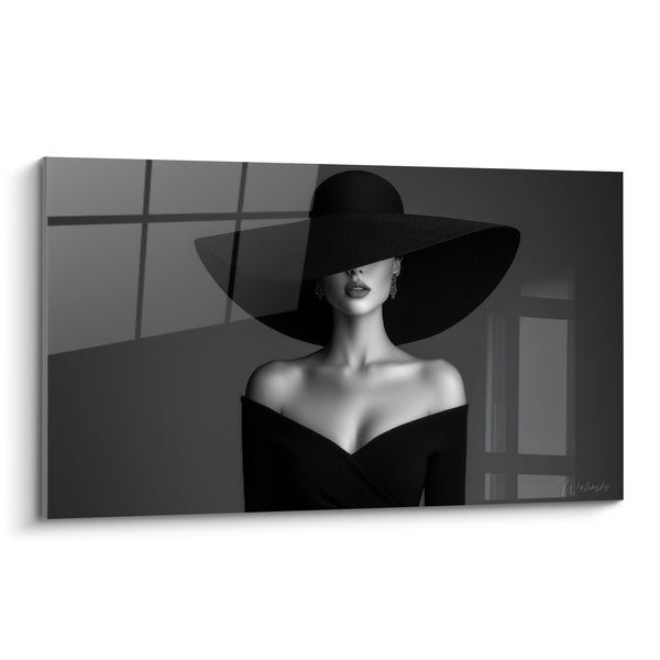 Gemälde Fedora Hut schwarz und grau entblöste Schultern - Dezente Ohrringe - Schwarzweiß Gesicht Edition
