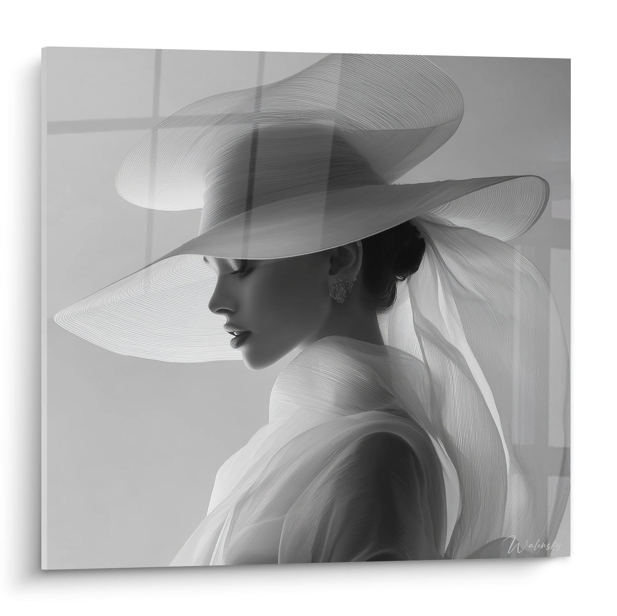 Profil féminin sous chapeau voilé, tableau visage noir et blanc en gris anthracite et blanc nacré