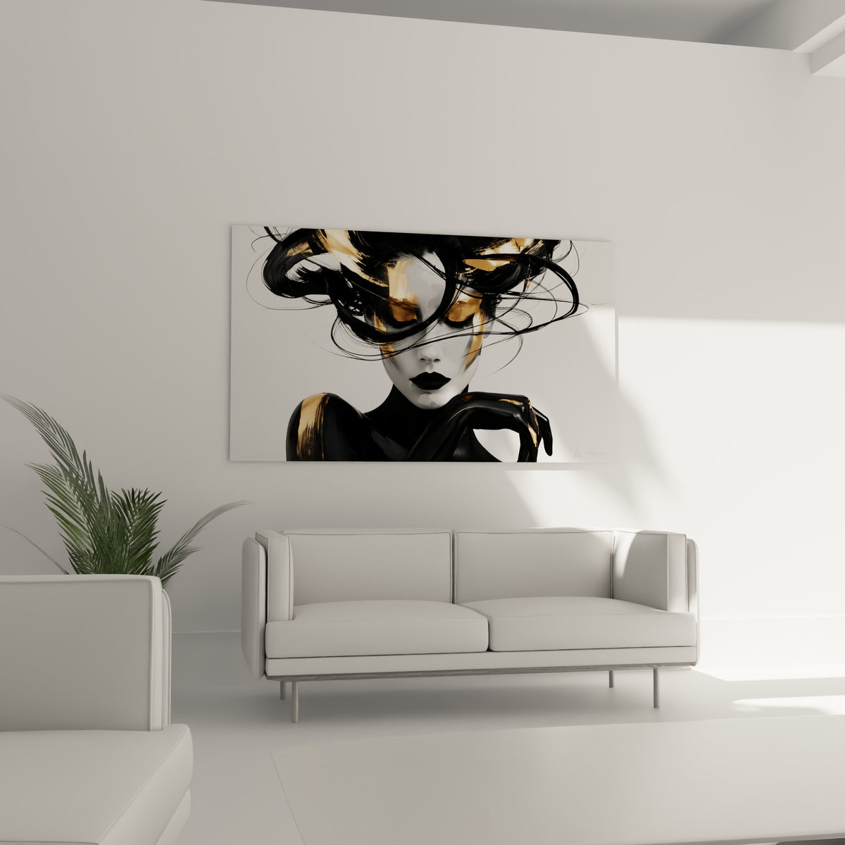 Femme aux traits gestuels noirs et or, disposée au-dessus d'un canapé dans un salon lumineux