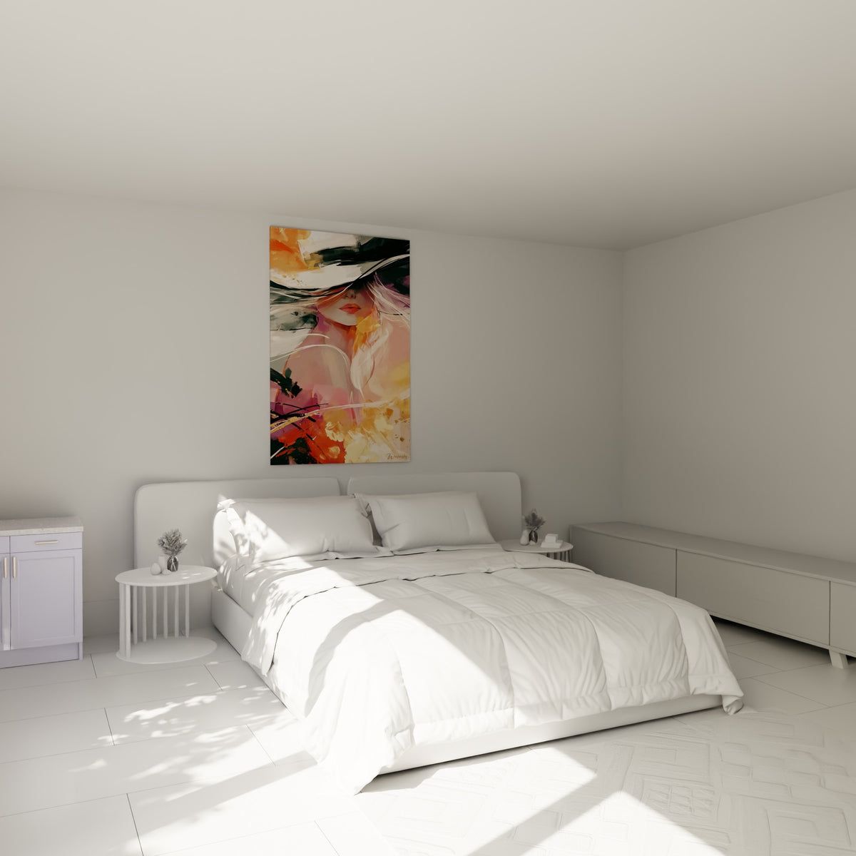 Silhouette au chapeau noir et orange vif accrochée au-dessus d'un lit dans une chambre claire