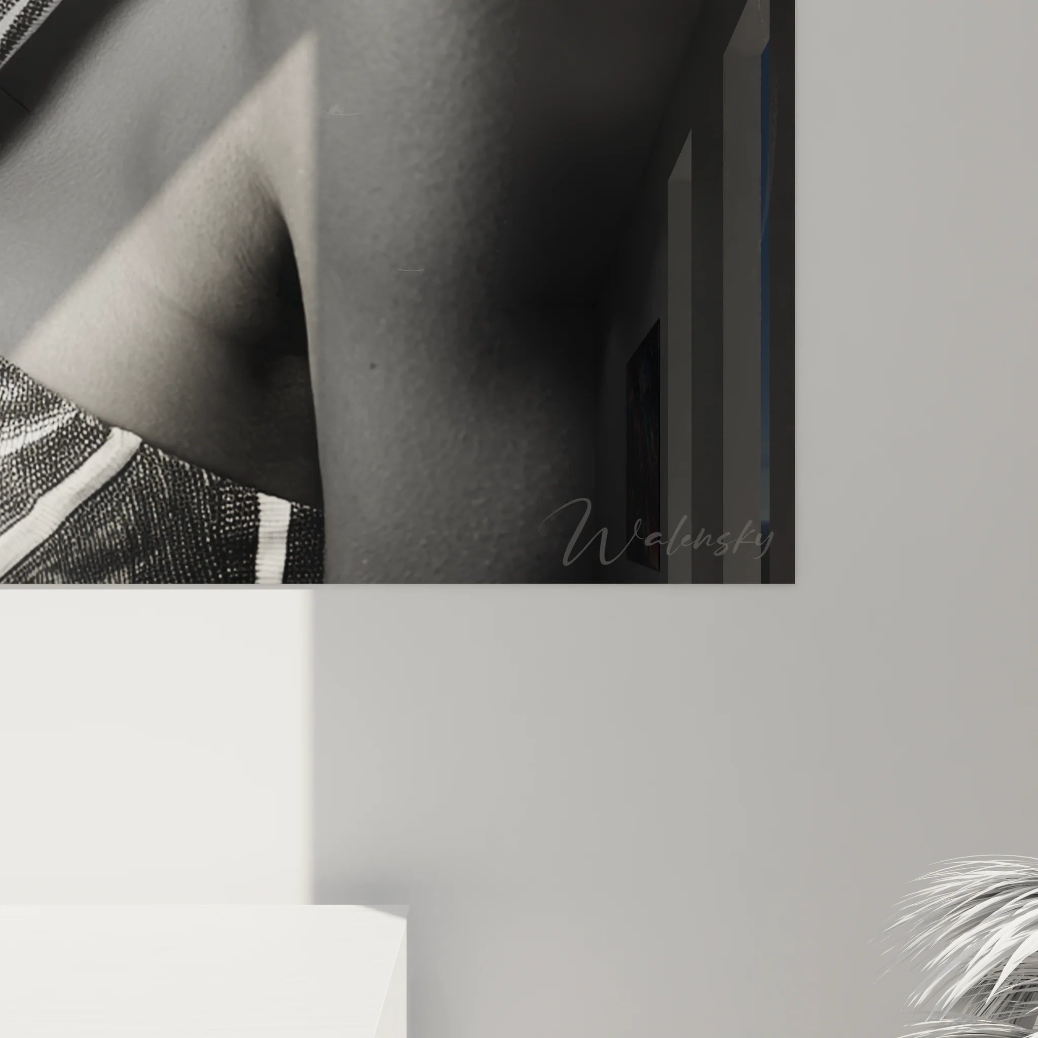 Vue ensemble tableau XXL femme africaine portrait, décoration murale moderne noir et blanc