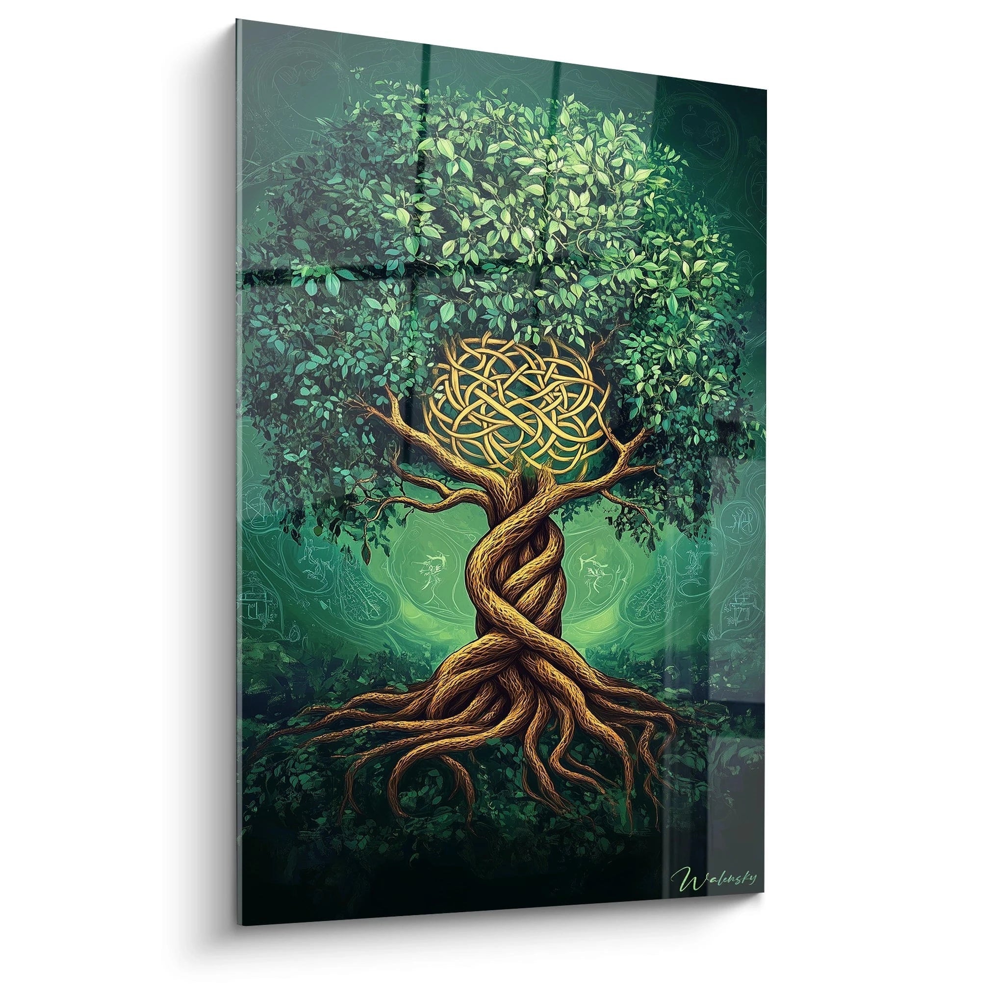 Un tableau mythes et légendes représentant Yggdrasil, l'arbre-monde nordique, avec un tronc doré entrelacé formant un nœud complexe, un feuillage vert luxuriant et des racines profondes sur fond émeraude aux symboles runiques.
