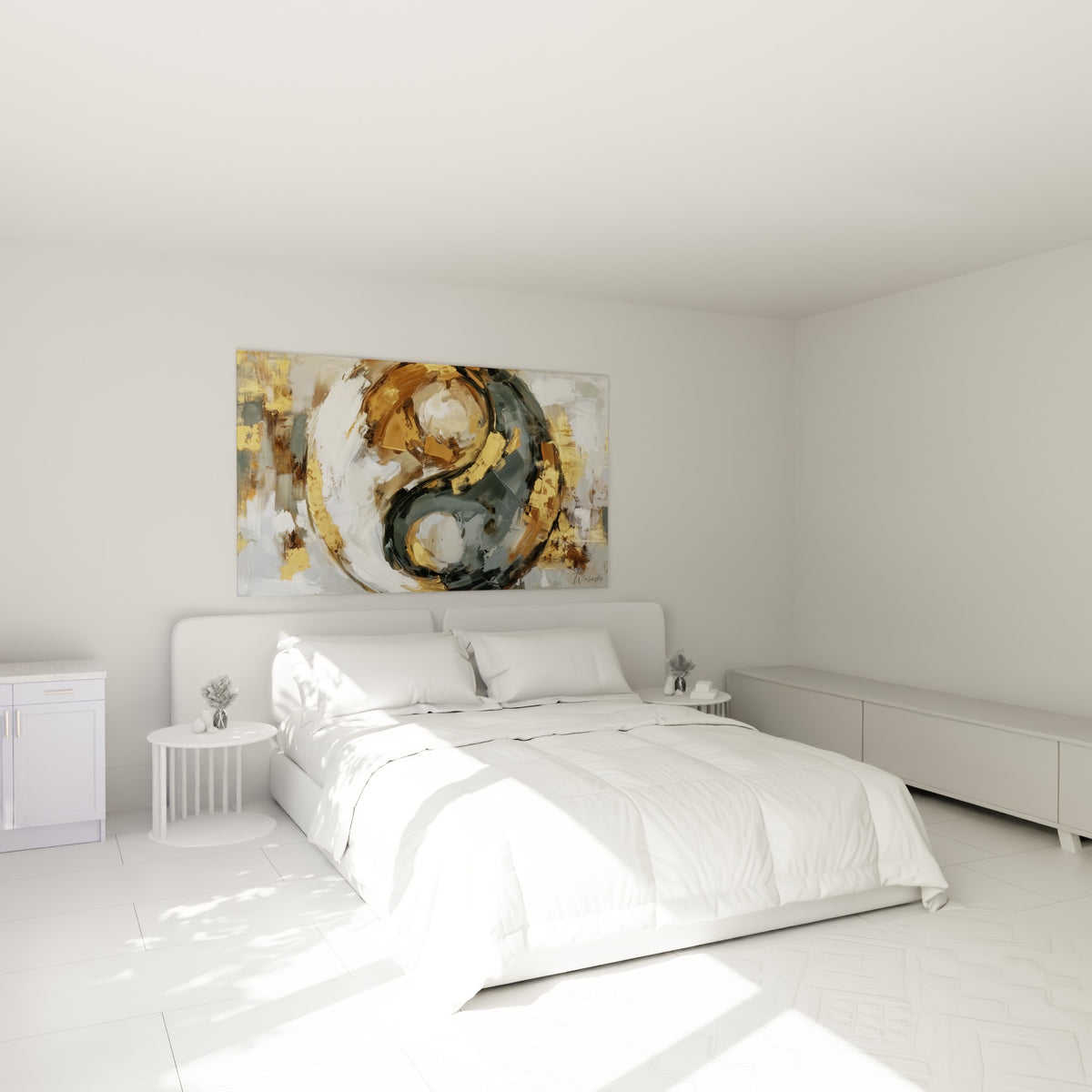 Motif Yin Yang doré et gris anthracite, empâtements texturés, au-dessus d'un lit dans une chambre claire