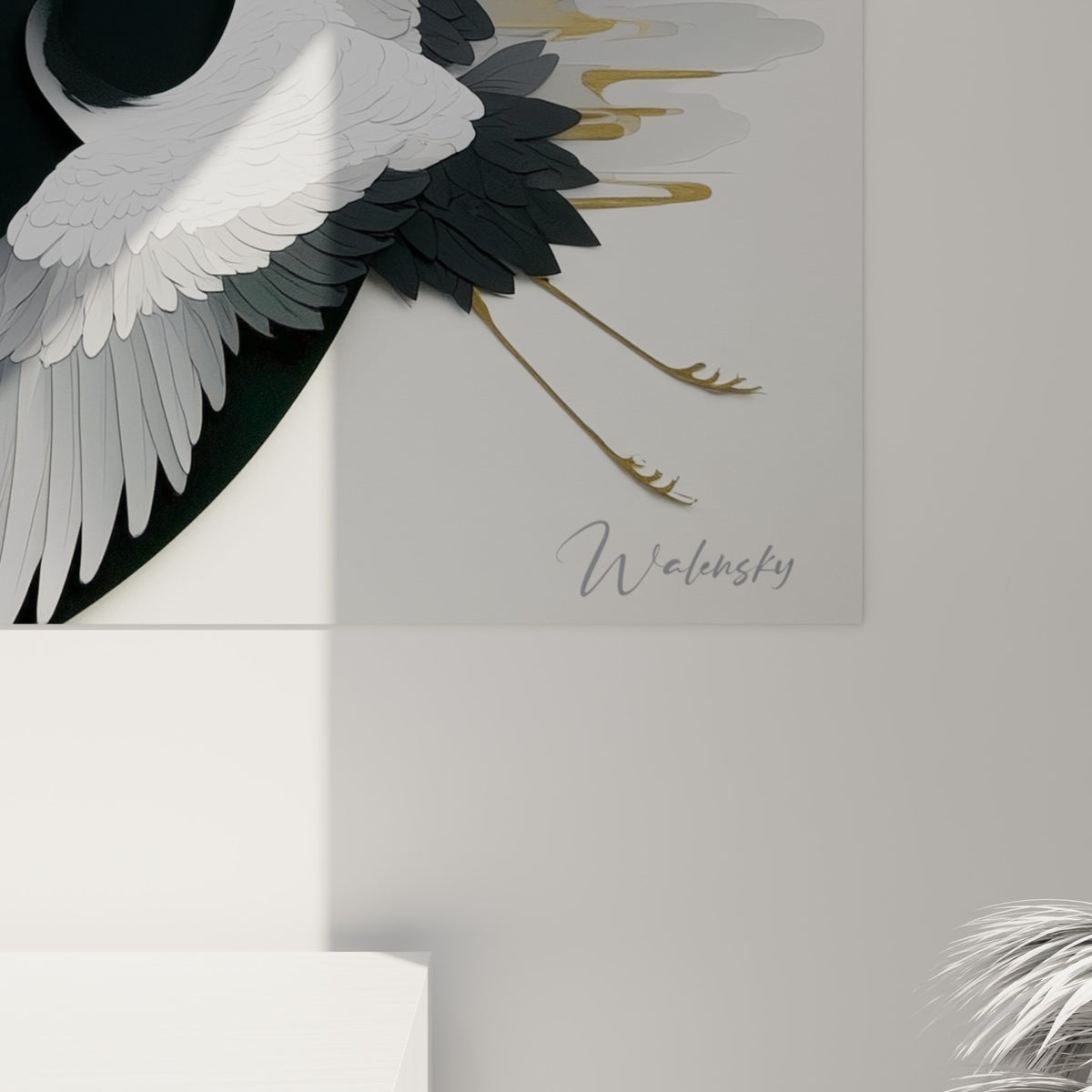 Détail des reliefs dorés et du grain texturé du Yin Yang noir sur cette œuvre accrochée