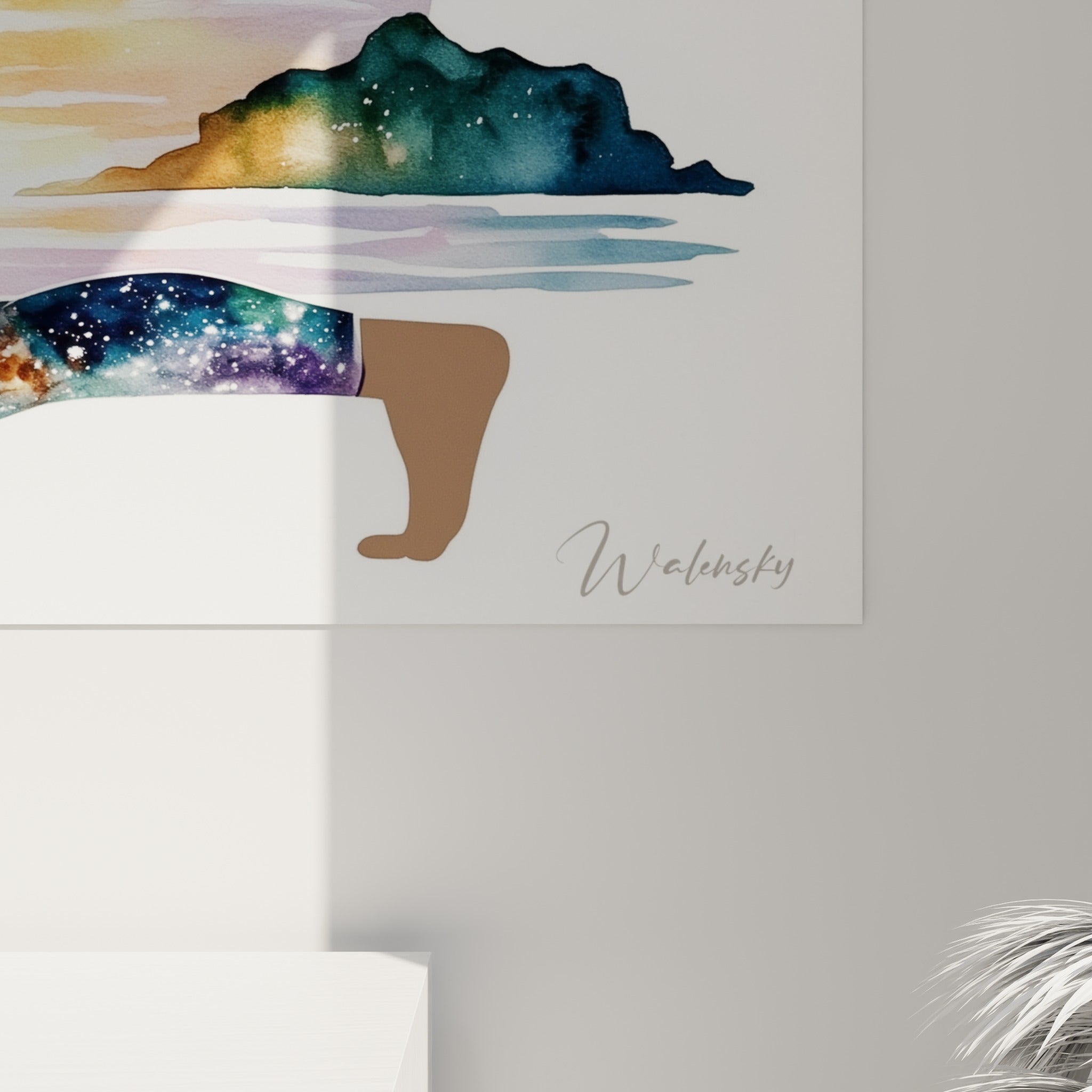 Détail texturé du tableau yoga révélant grain aquarelle, touches violettes et éclats orangés mêlés
