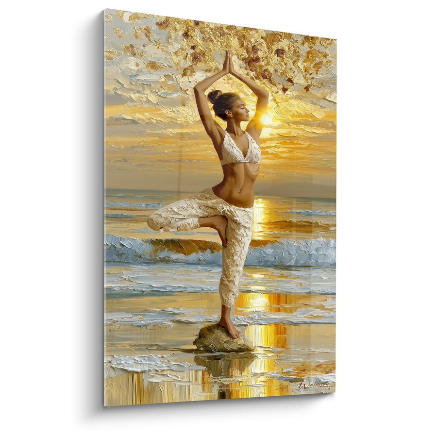 Tableau Femme en tenue blanche sur rocher doré - Vagues au coucher du soleil - Edition yoga