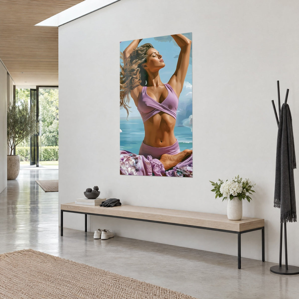 Quadro donna in allungamento con riccioli biondi, cielo azzurro e drappeggio lilla, appeso nel corridoio di una casa d'architetto