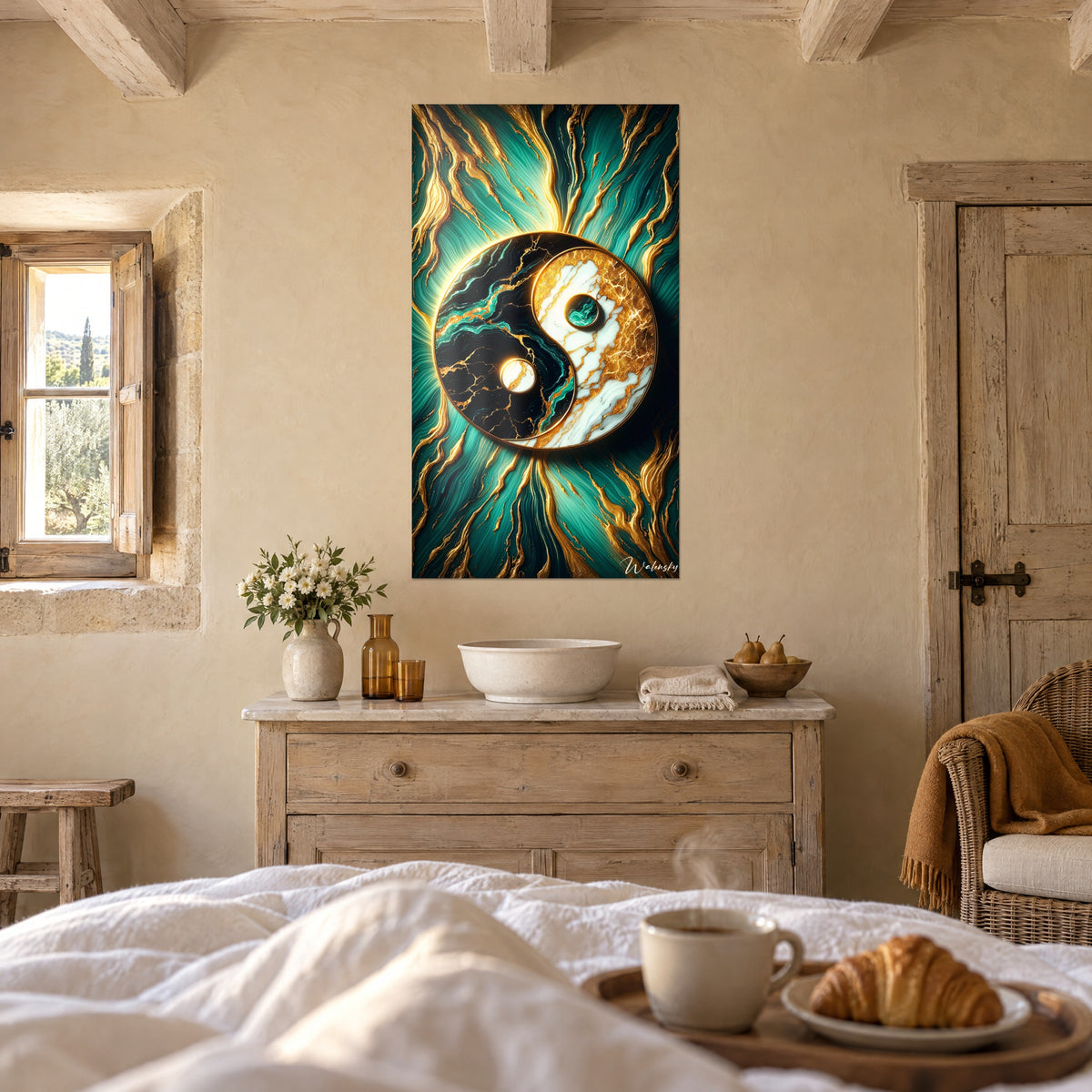 Schilderij van ebbenhouten en wit marmer omlijnd met goud, turquoise en gouden strepen die naar buiten stralen, boven een bed in een lichte slaapkamer
