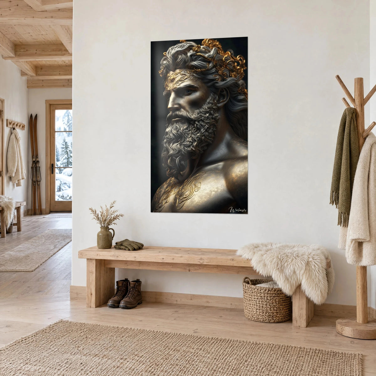Quadro busto del dio greco in metallo argentato, barba scolpita e ornamenti dorati, in vista di tre quarti su una parete bianca di chalet