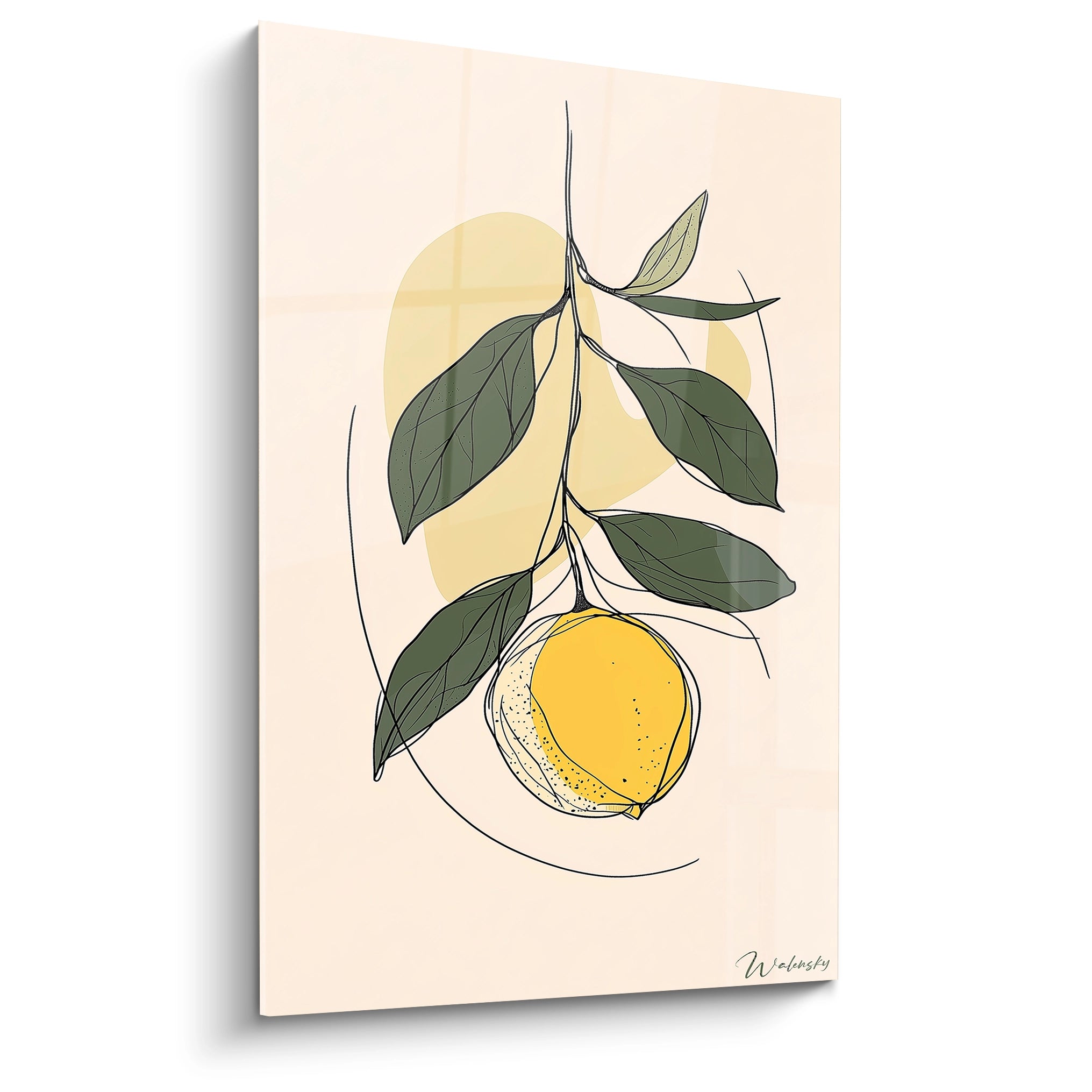 Un tableau citron représentant un citron suspendu à une branche, avec des feuilles vert foncé et un fond beige clair. Les lignes noires esquissent les formes avec précision dans un style minimaliste.

