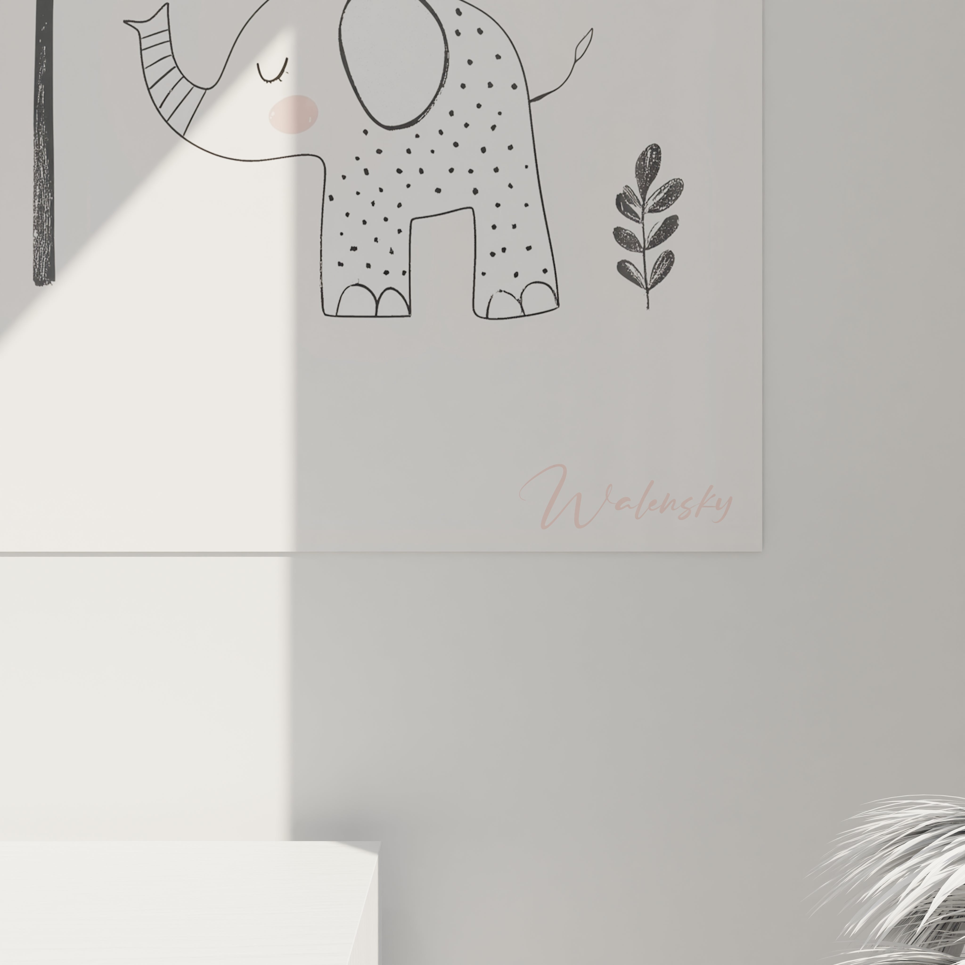 Tableau dessin pour enfant représentant trois éléphants aux motifs distincts, sous des arbres colorés. Couleurs dominantes : orange, gris et beige. Fines textures ponctuées et contrastes légers.







