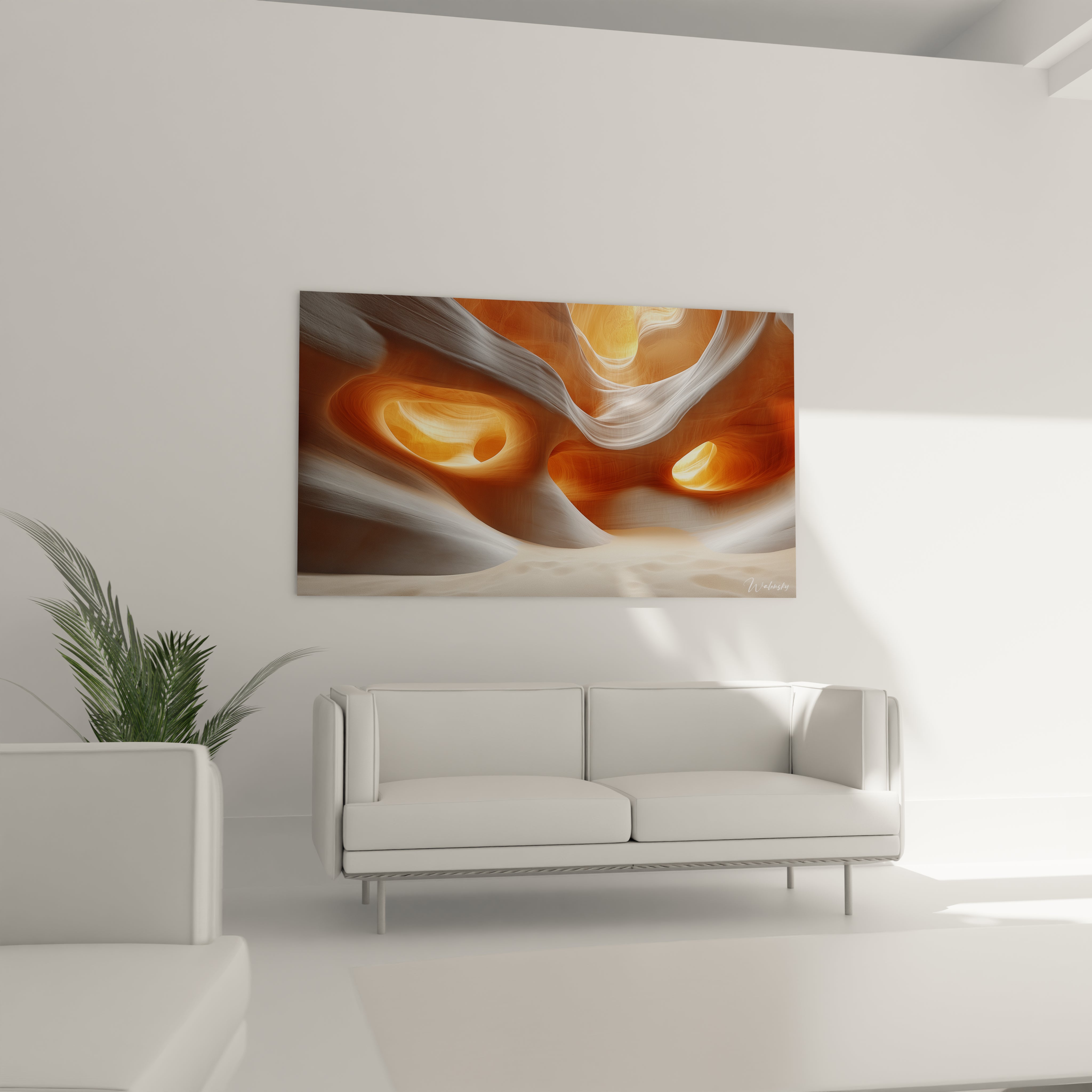 Un tableau minéral captant l'intérieur d'une grotte de canyon avec ses courbes majestueuses, où la lumière ambrée traverse les failles rocheuses beiges et blanches, révélant les textures lisses des formations sculptées par le temps.
