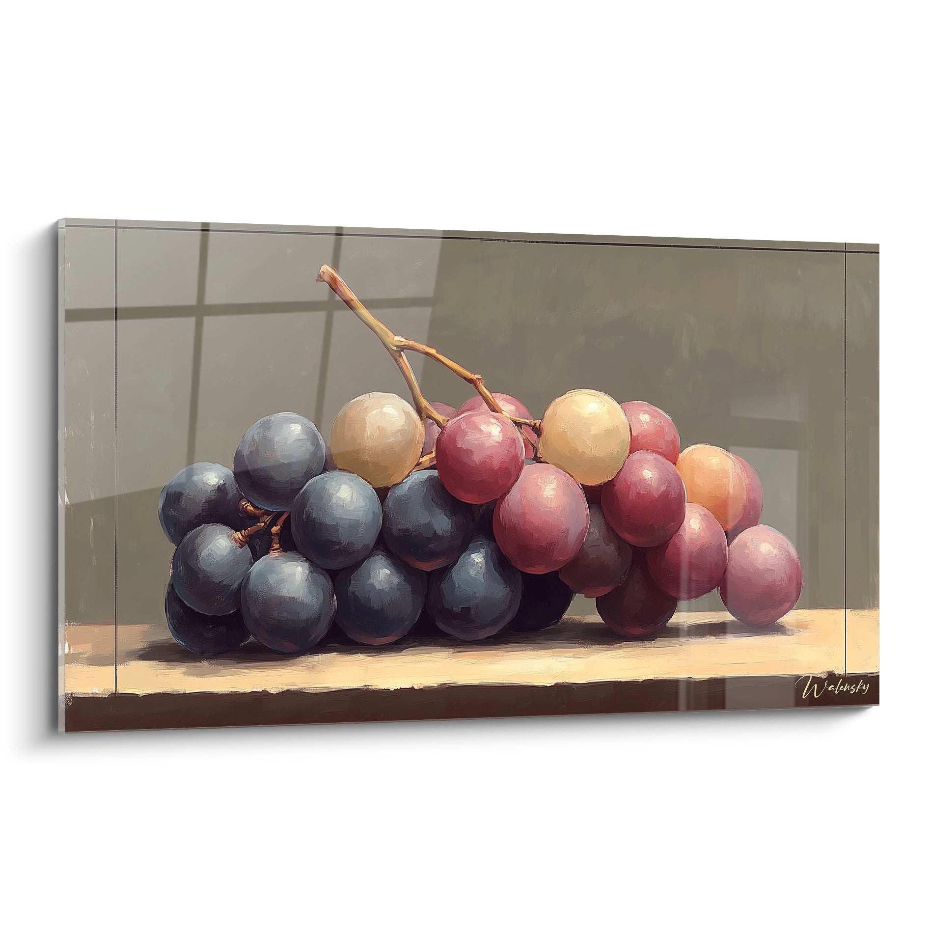 Un tableau nature morte abstrait représentant des grappes de raisin, avec des teintes de violet, rouge et beige clair, posé sur une surface texturée et un fond neutre.
